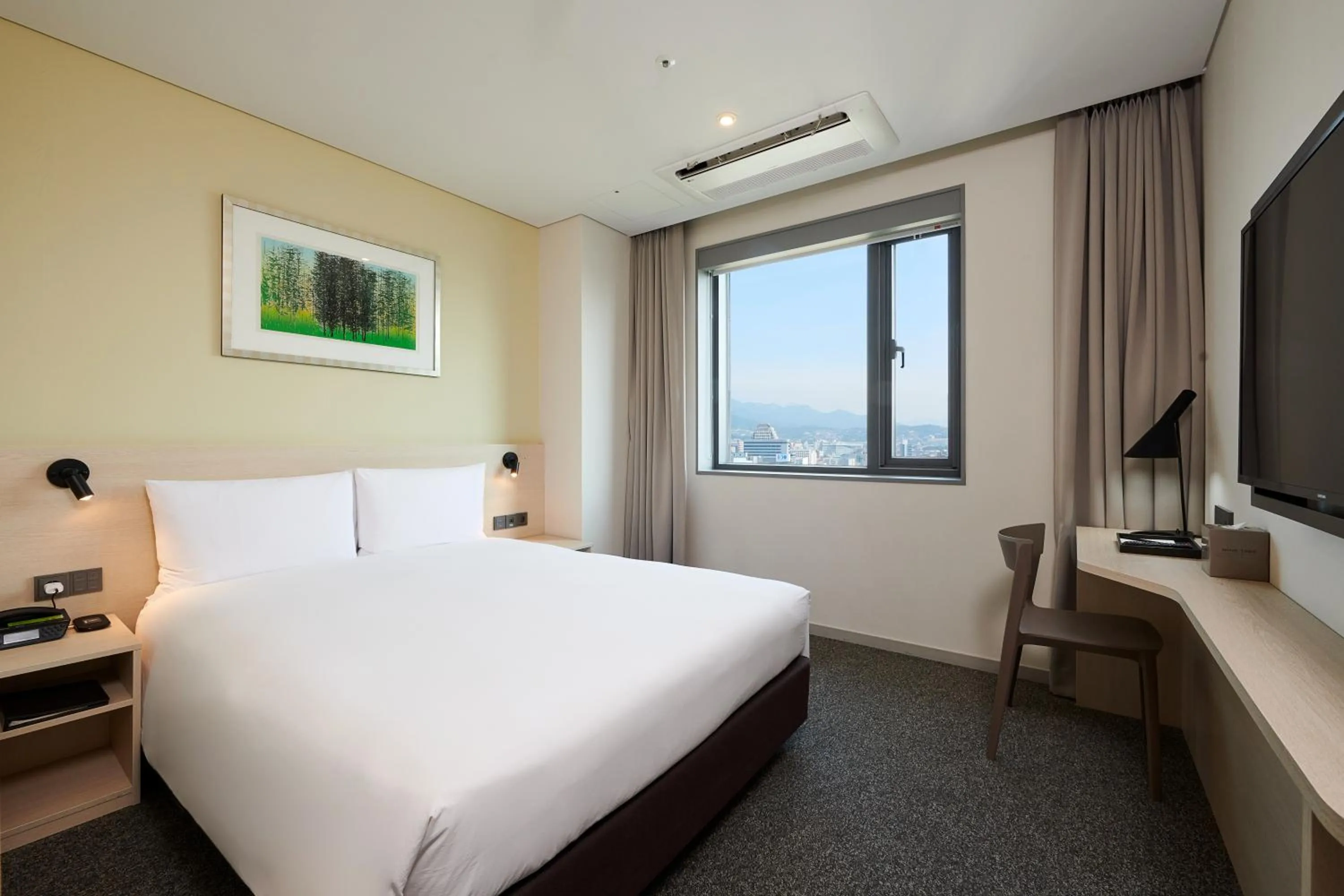 Standard Double Room in Nine Tree by Parnas Seoul Dongdaemun