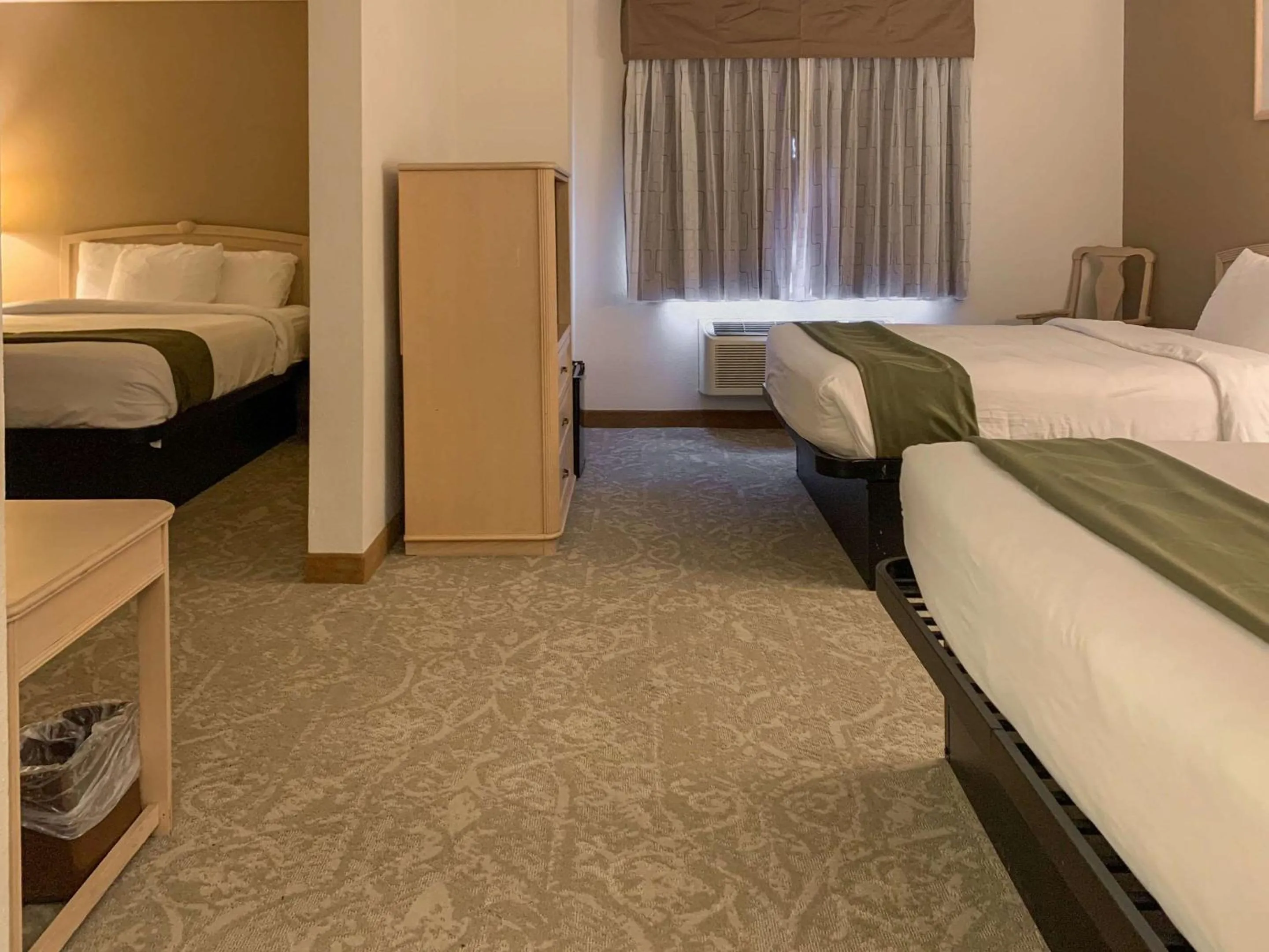 Queen Room with Three Queen Beds - Non-smoking in Quality Inn Albuquerque East I-40 Juan Tabo Exit