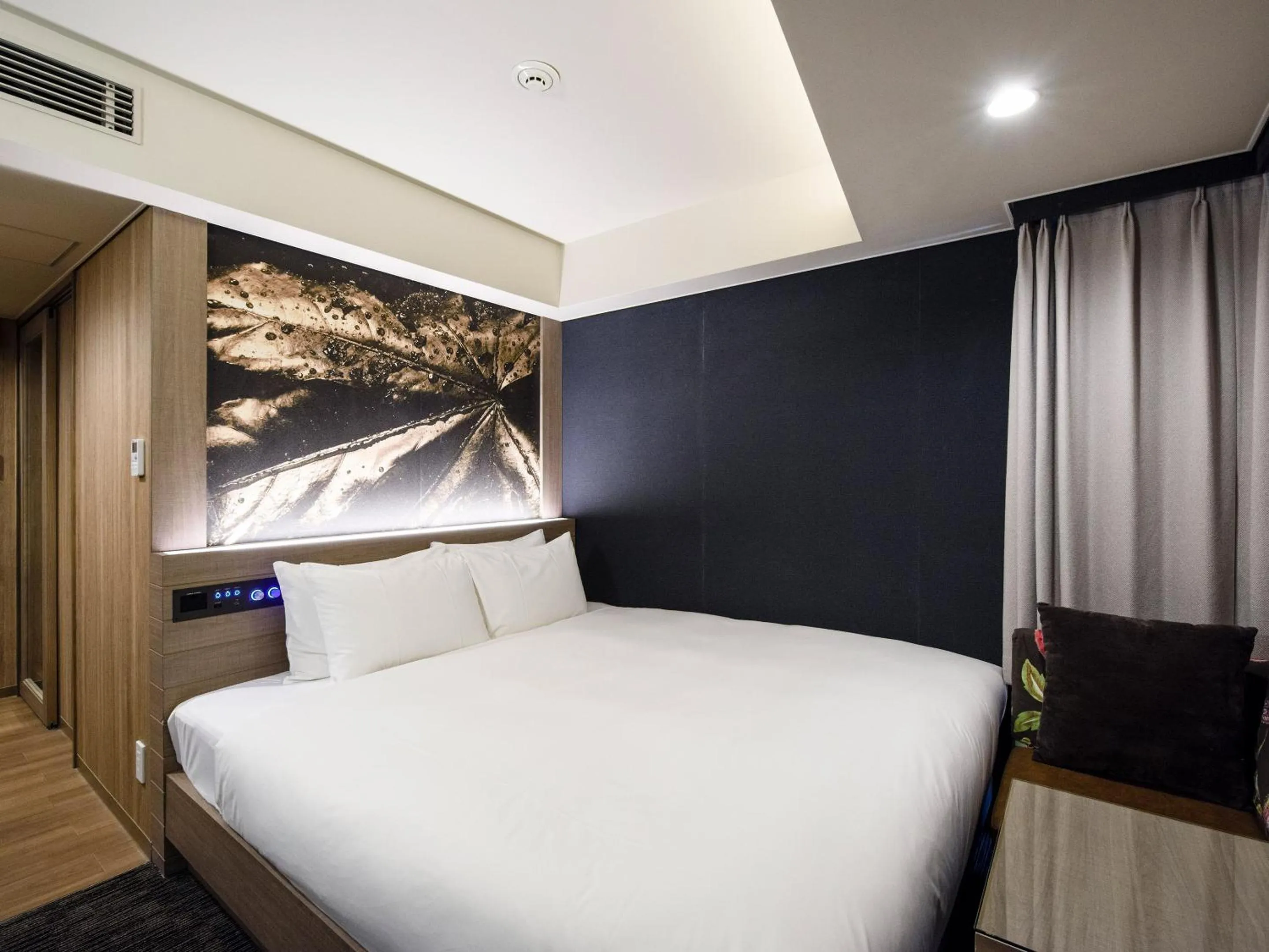 Superior Double Room - Non-Smoking in Meguroholic Hotel