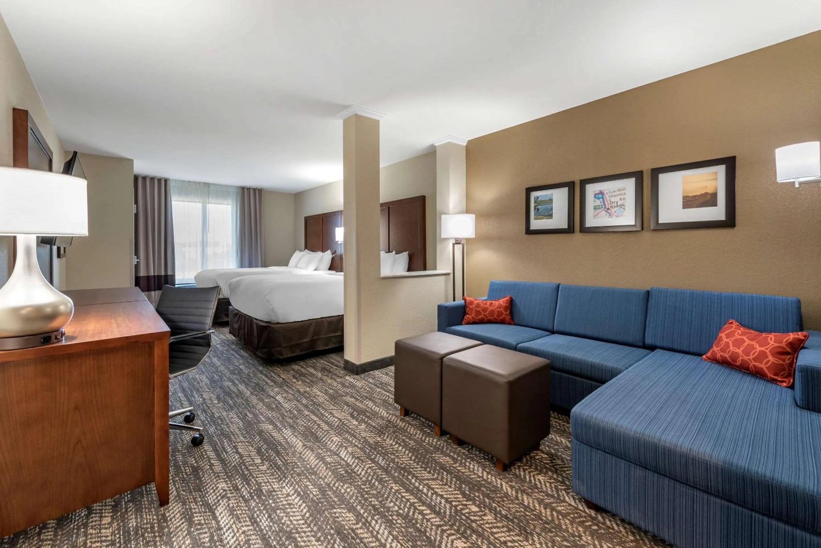 Suite with Two Queen Beds - Accessible/Non-Smoking in Comfort Suites Dry Ridge