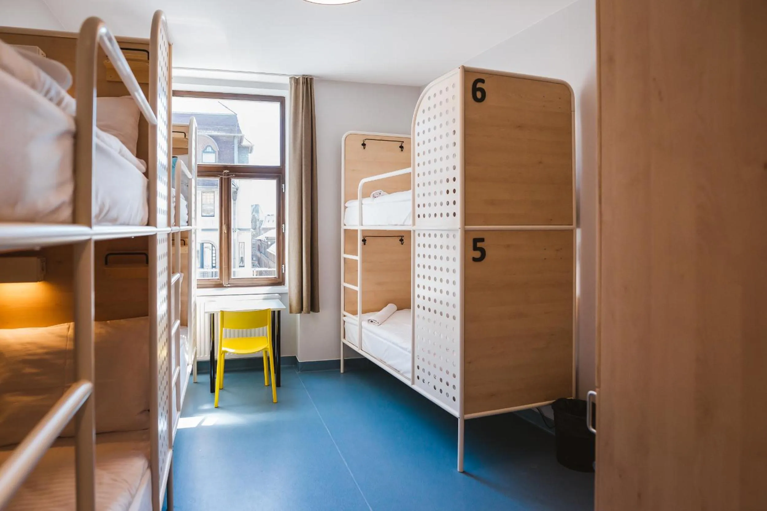 Bed in 6-Bed Female Dormitory Room in NETIZEN Budapest Centre