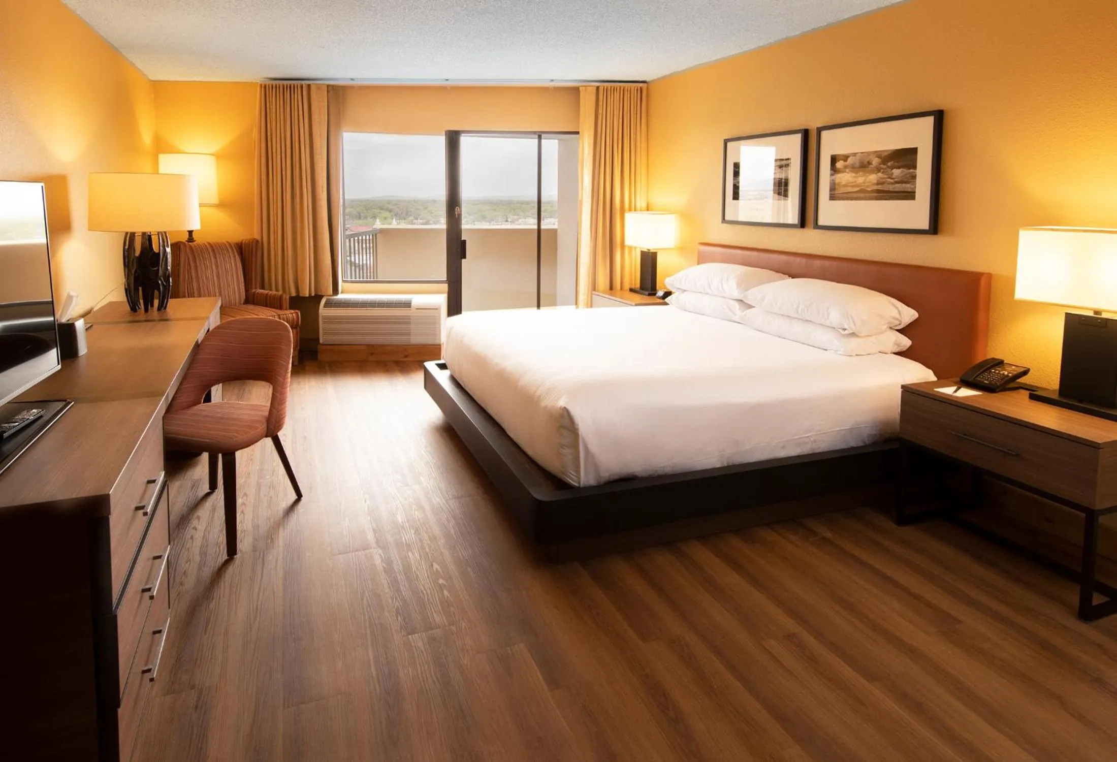 Junior Suite with Balcony in Hotel Albuquerque At Old Town