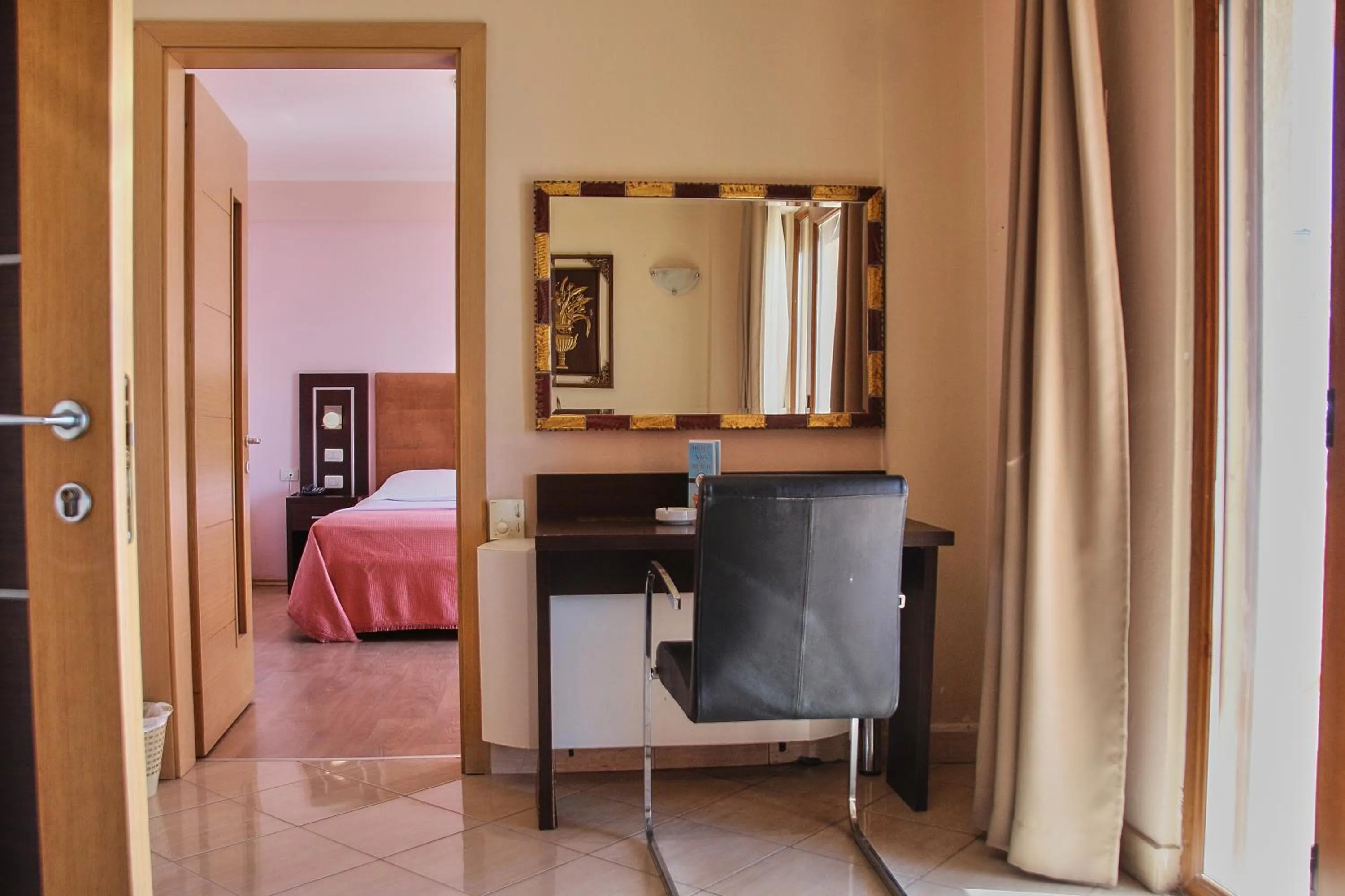 Double Room with Sea View - single occupancy in Hotel Nais Beach