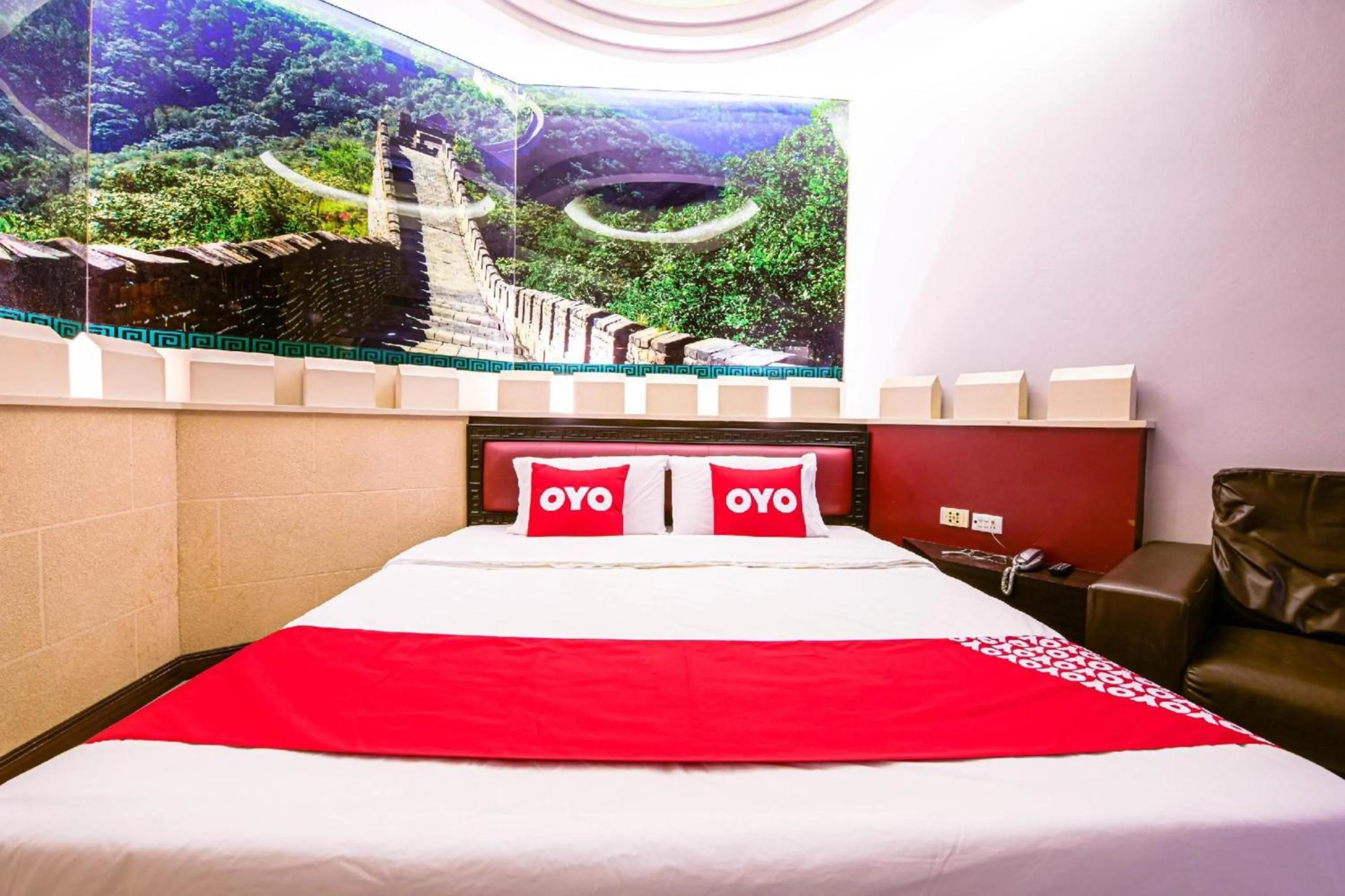 Standard Double Room in Bangsean Hotel