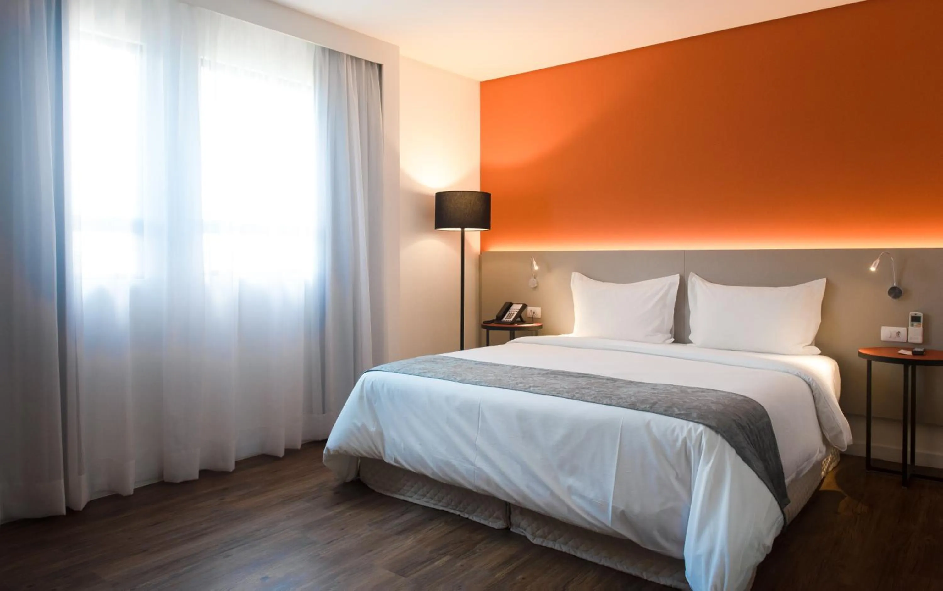 Standard Double Room - single occupancy - 1 Double Bed in Intercity São Paulo Anhembi