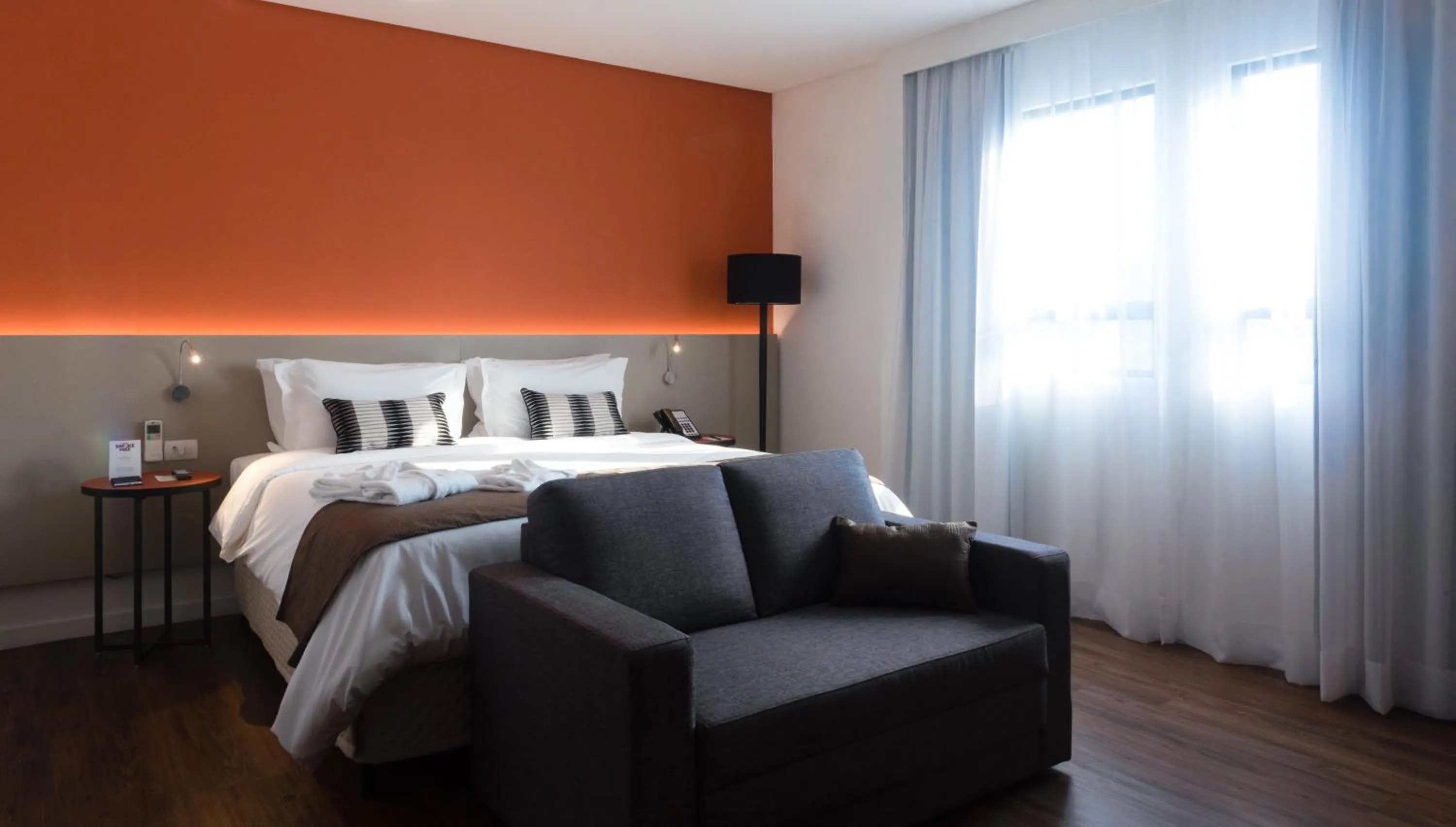 Premium Double Room - single occupancy - 1 Double Bed in Intercity São Paulo Anhembi