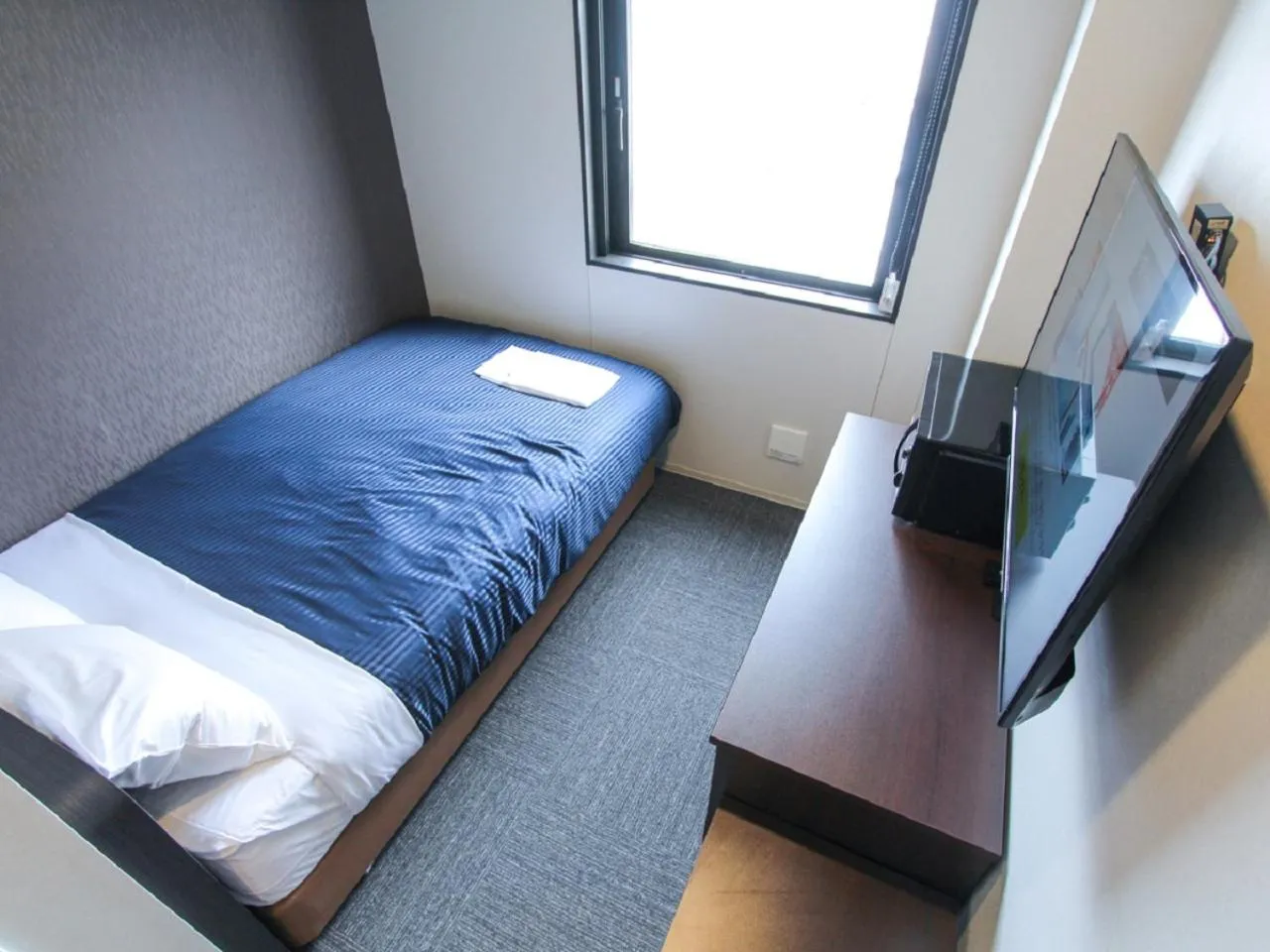 Double Room with Small Double Bed - single occupancy - Smoking in HOTEL LiVEMAX Okayama West