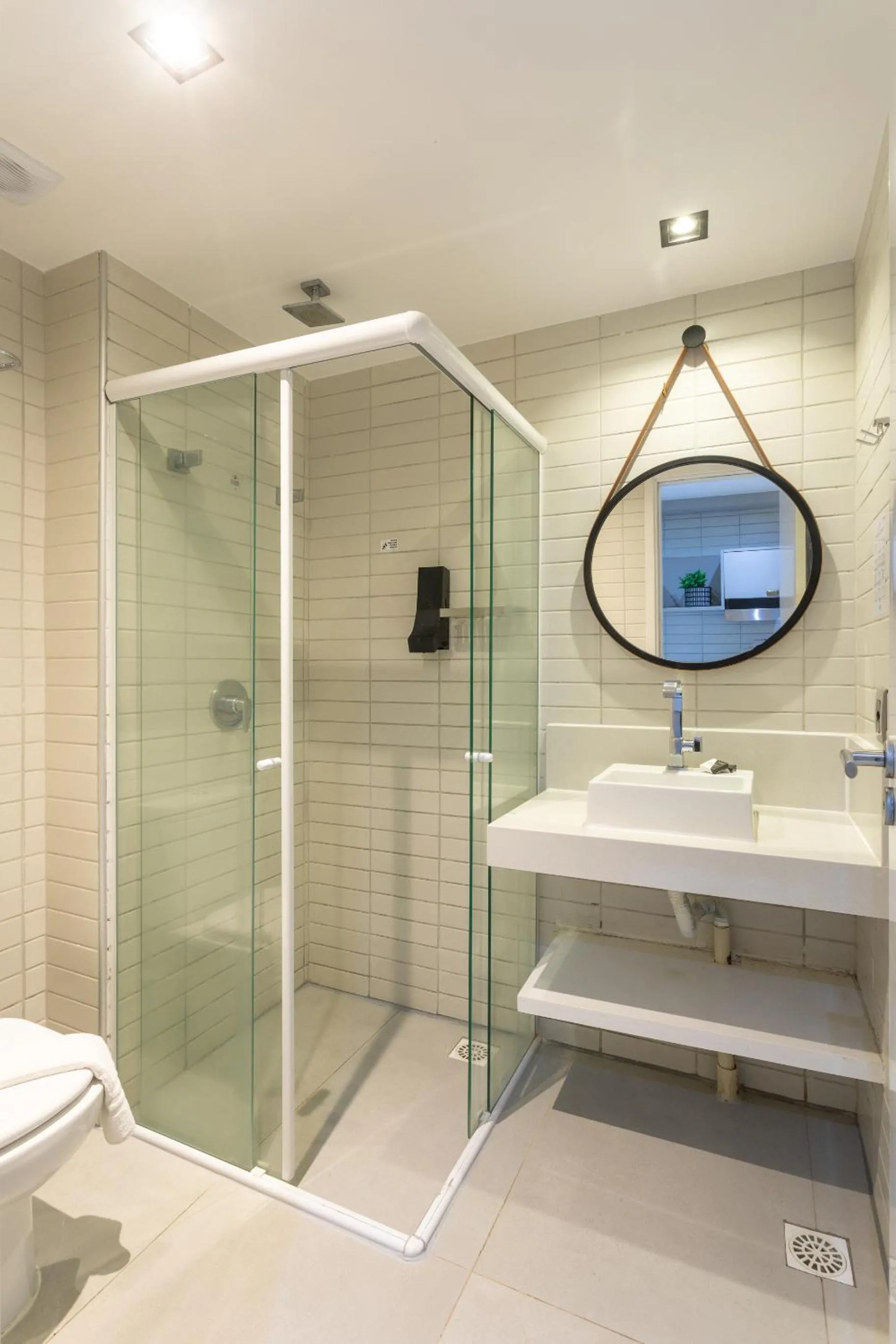 Luxury Quadruple Room in Infinity at the Sea by Welkom