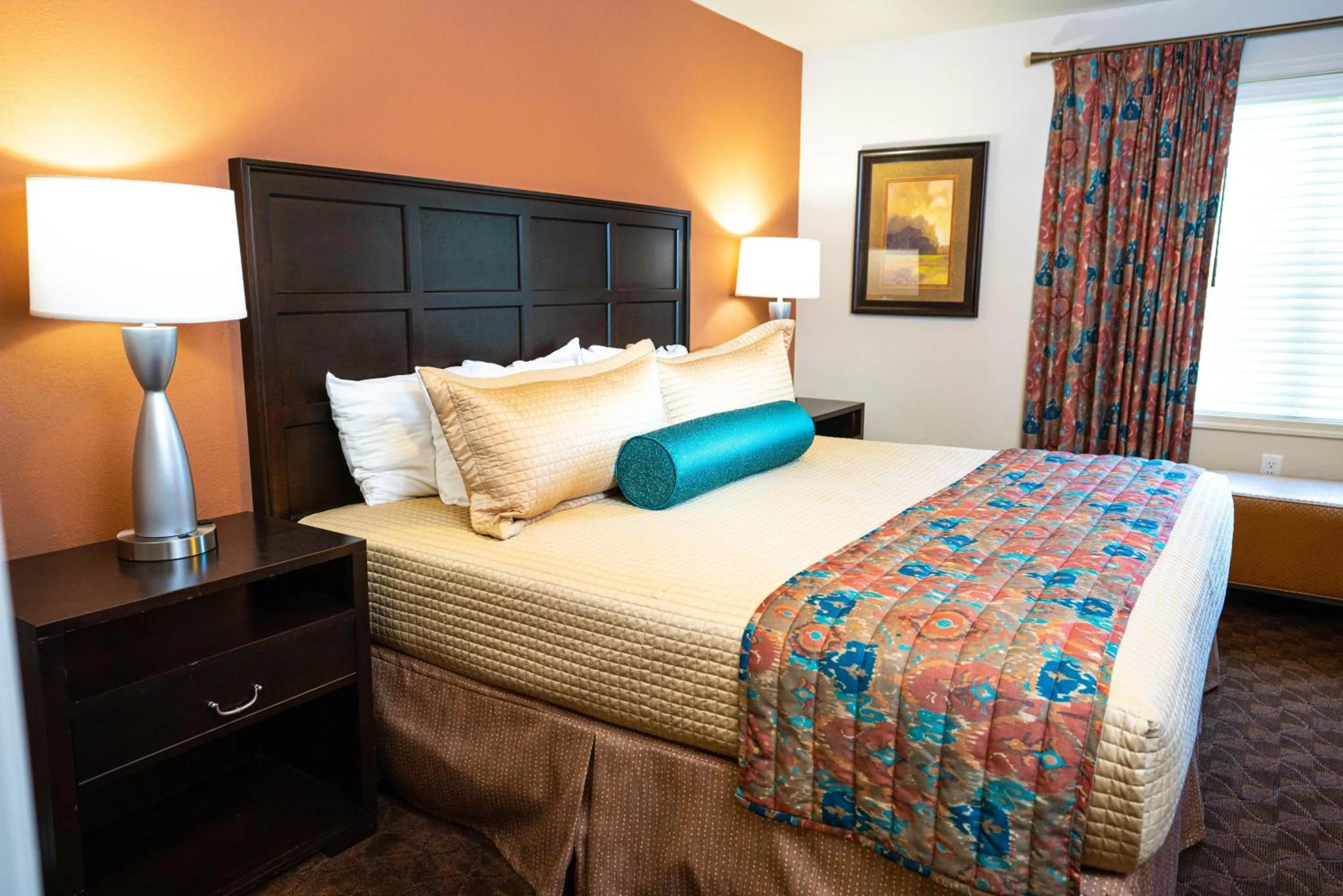 Two-Bedroom Apartment in The Colonies at Williamsburg