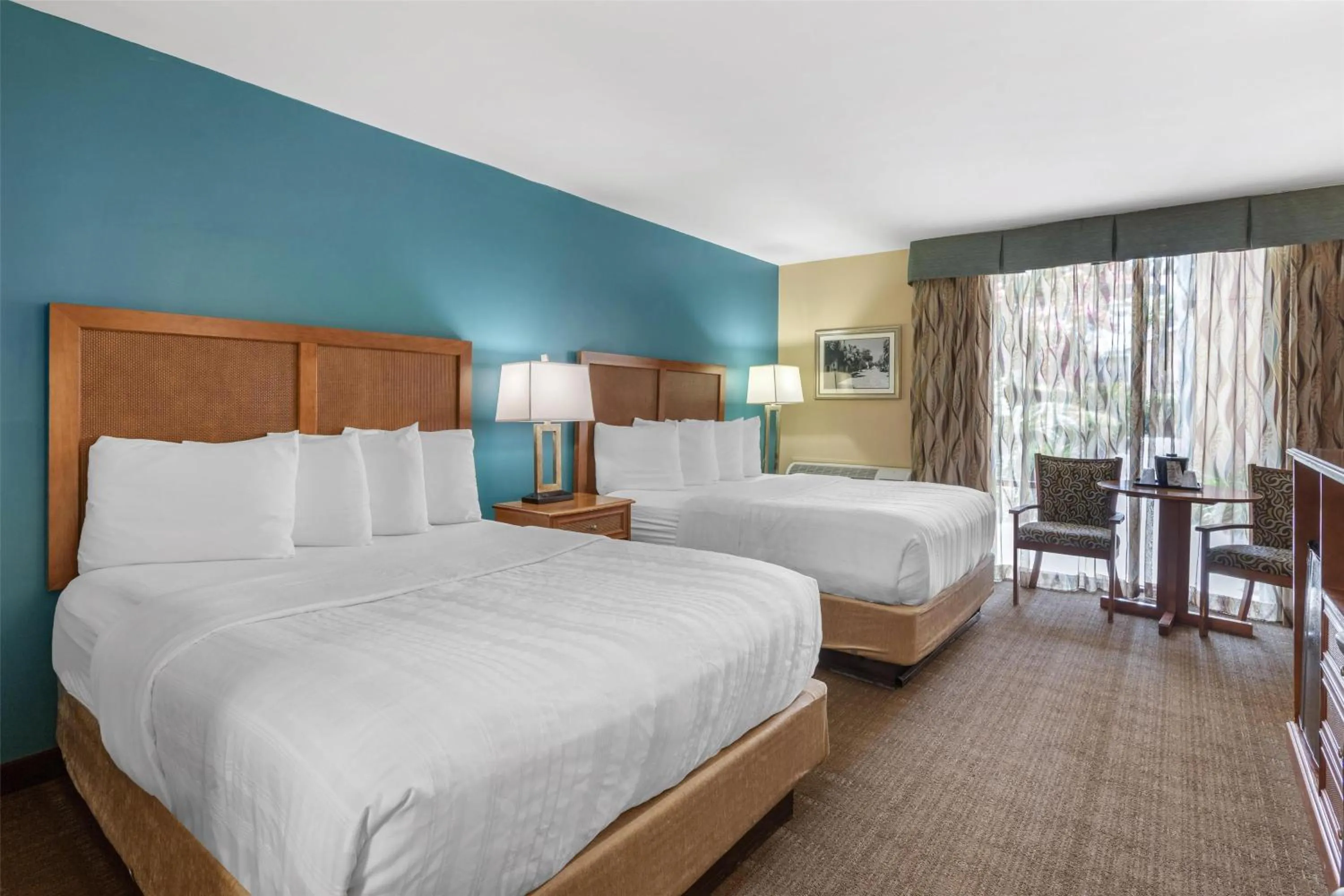 Queen Room with Two Queen Beds and Pool View - Non-Smoking in Best Western Charleston Inn