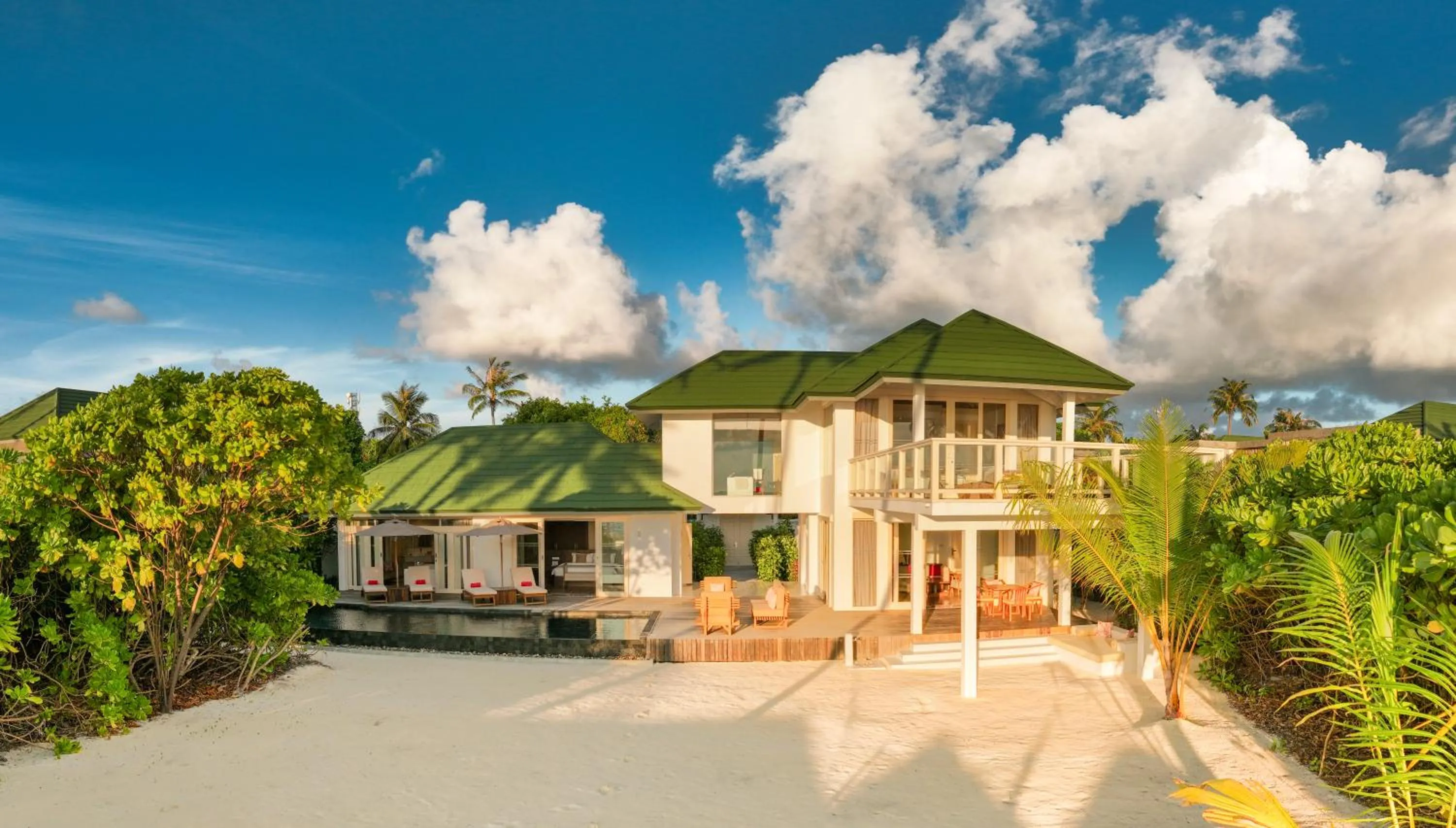 Four Bedroom Beach Residence with Pool - Free shared seaplane for 2 guests, minimum 7-night stay in Siyam World Maldives - 24-Hour Premium All-inclusive with Free Transfer