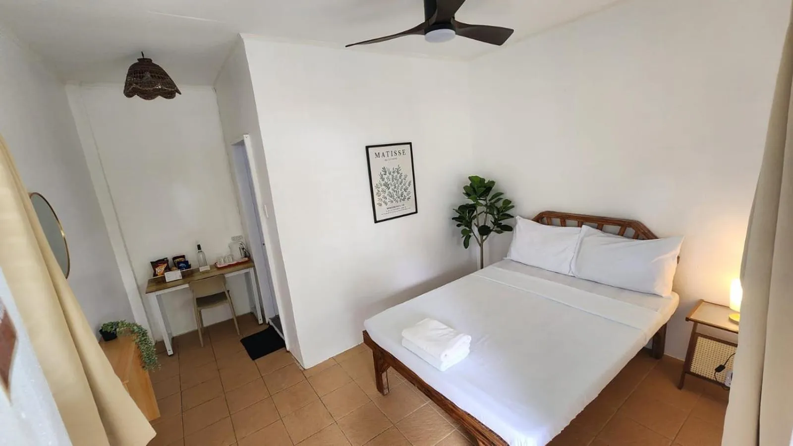 Standard Double Room in The Shark's Tail Dive Resort