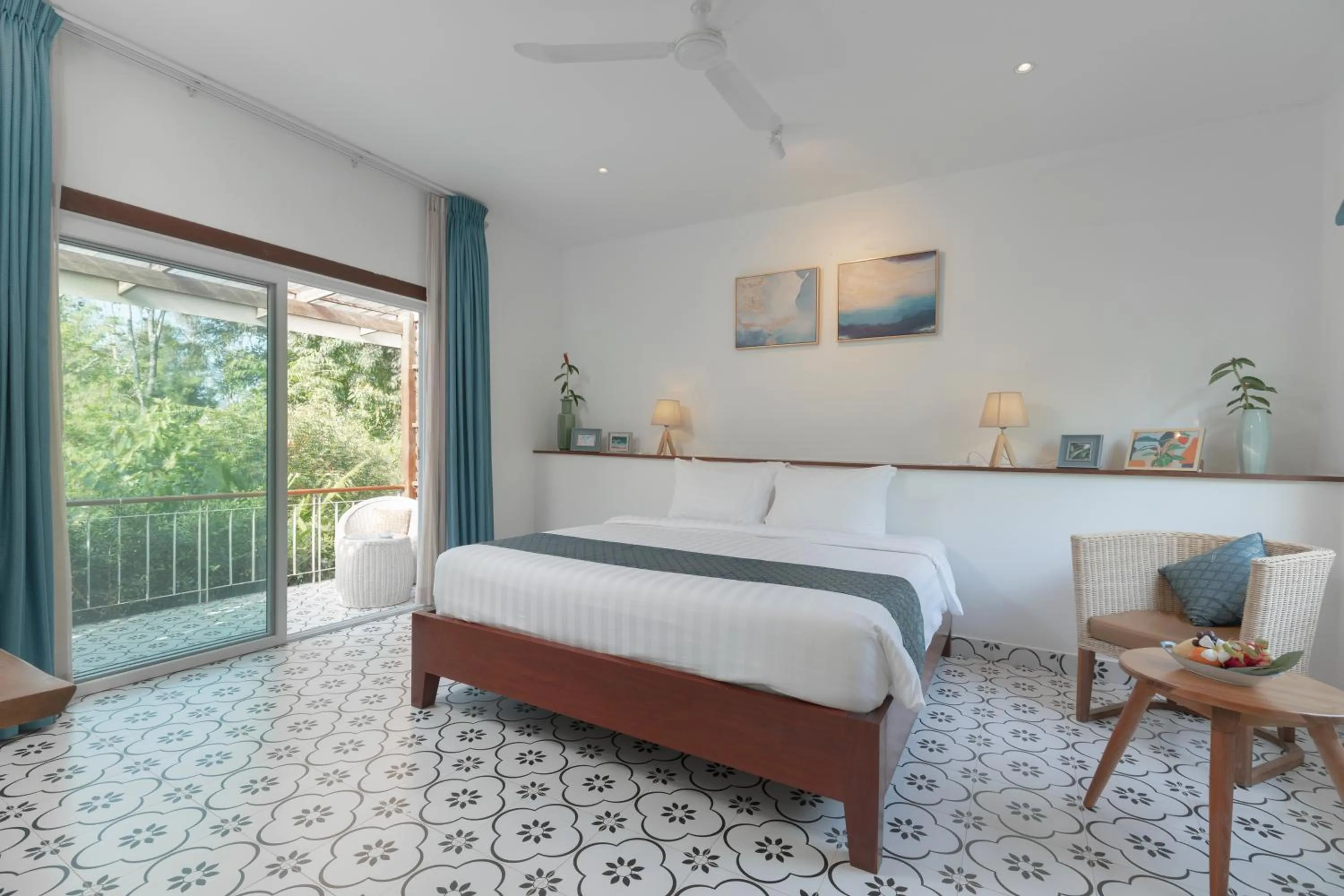 Superior Twin Room in La Passion by Achariyak