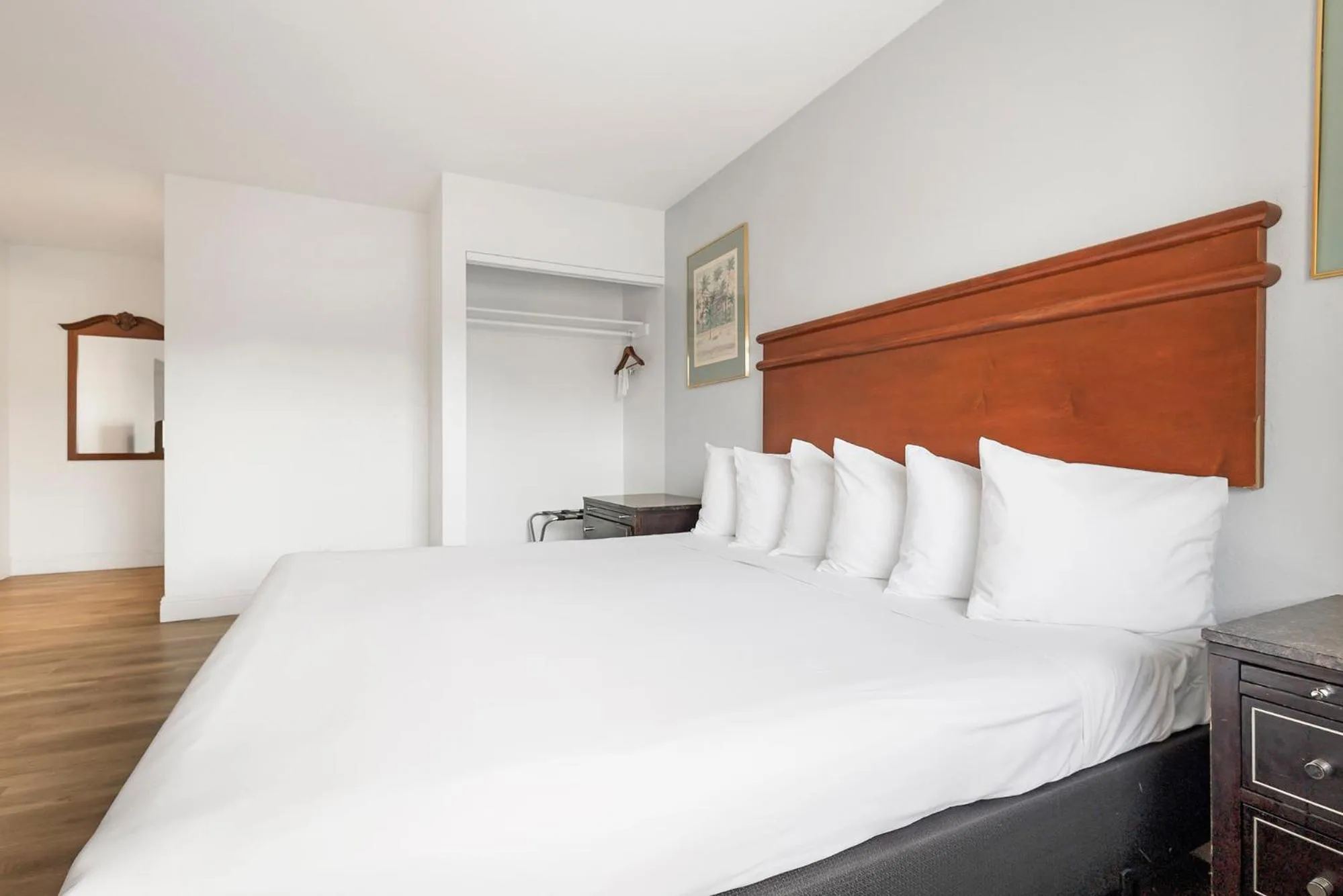 Suite - Non Smoking in Heritage Inn Express Chico