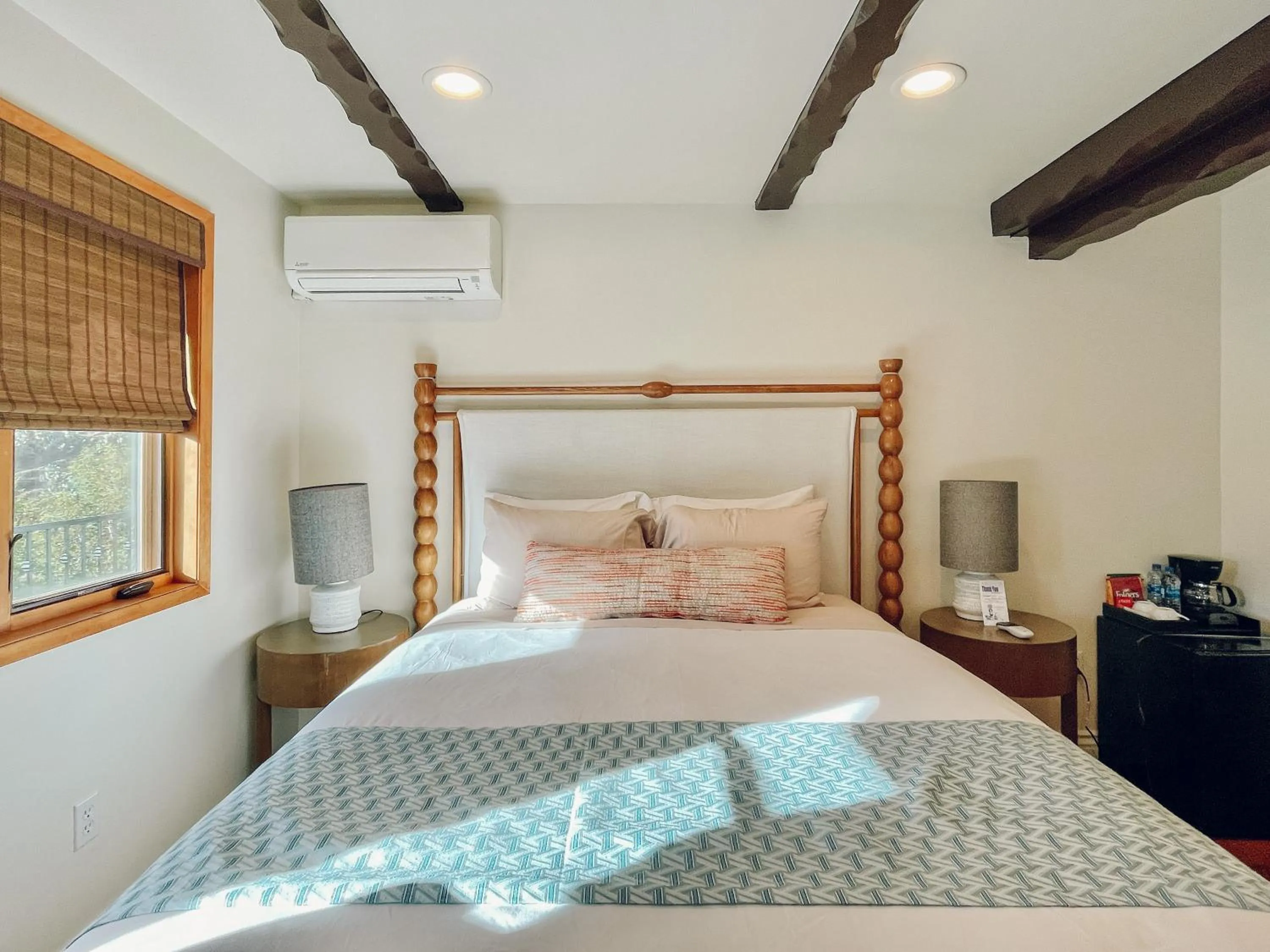 Standard Queen Room in Zane Grey Pueblo Hotel