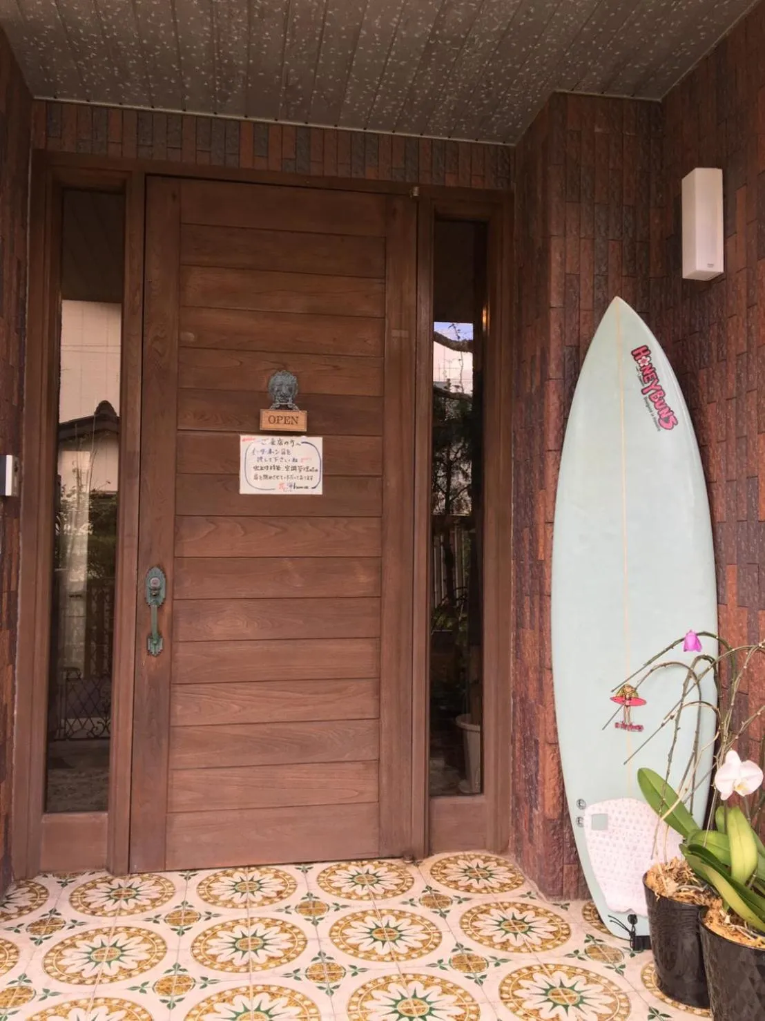 Single Room with Shared Shower and Toilet in Kami House