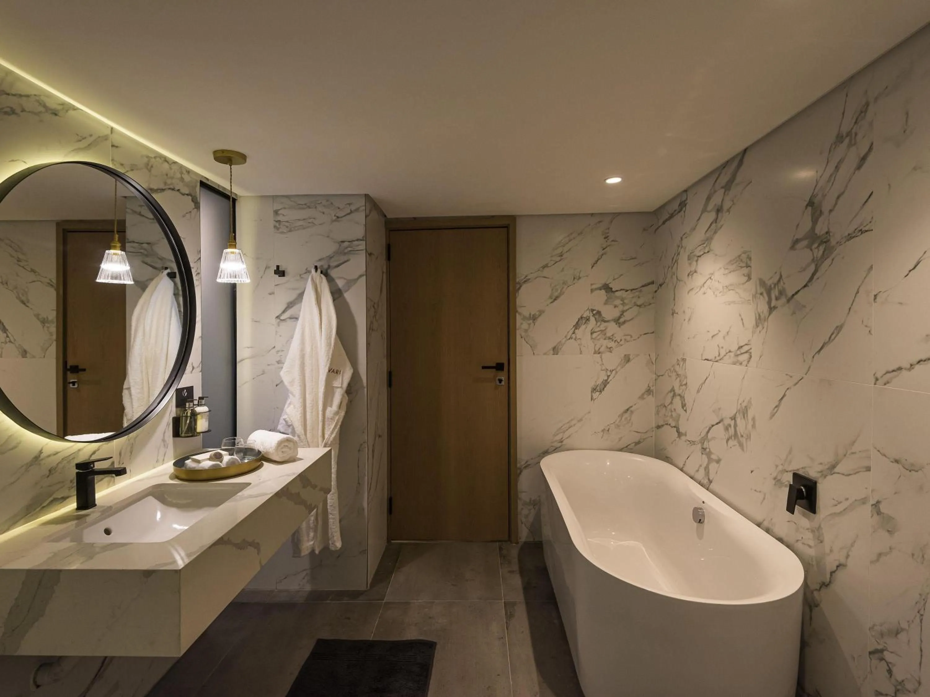 Deluxe King Suite with Garden and Pool View in Vivari Hotel and Spa by Mantis