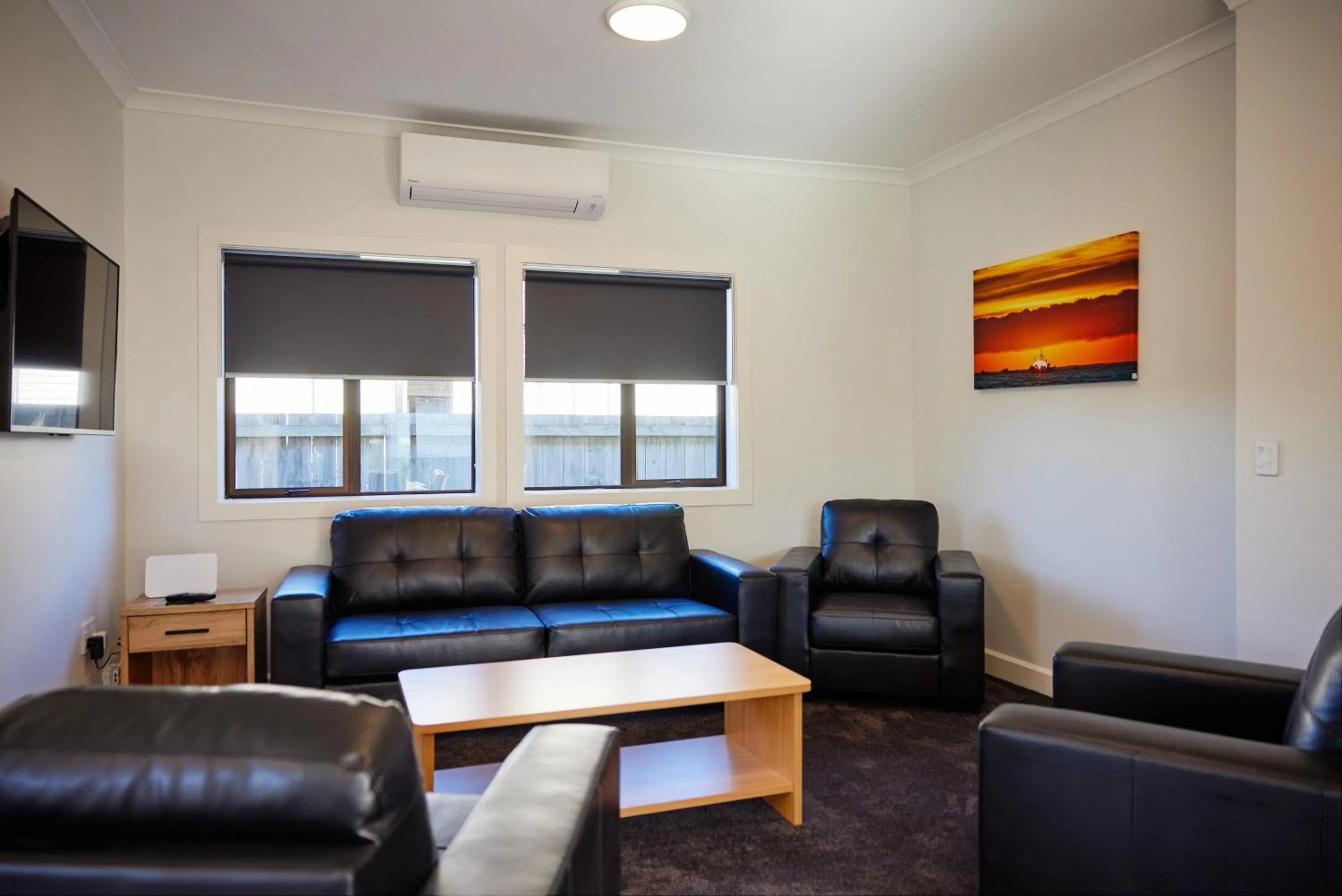 Three-Bedroom House at 22 Beach Road in The White Morph - Heritage Collection