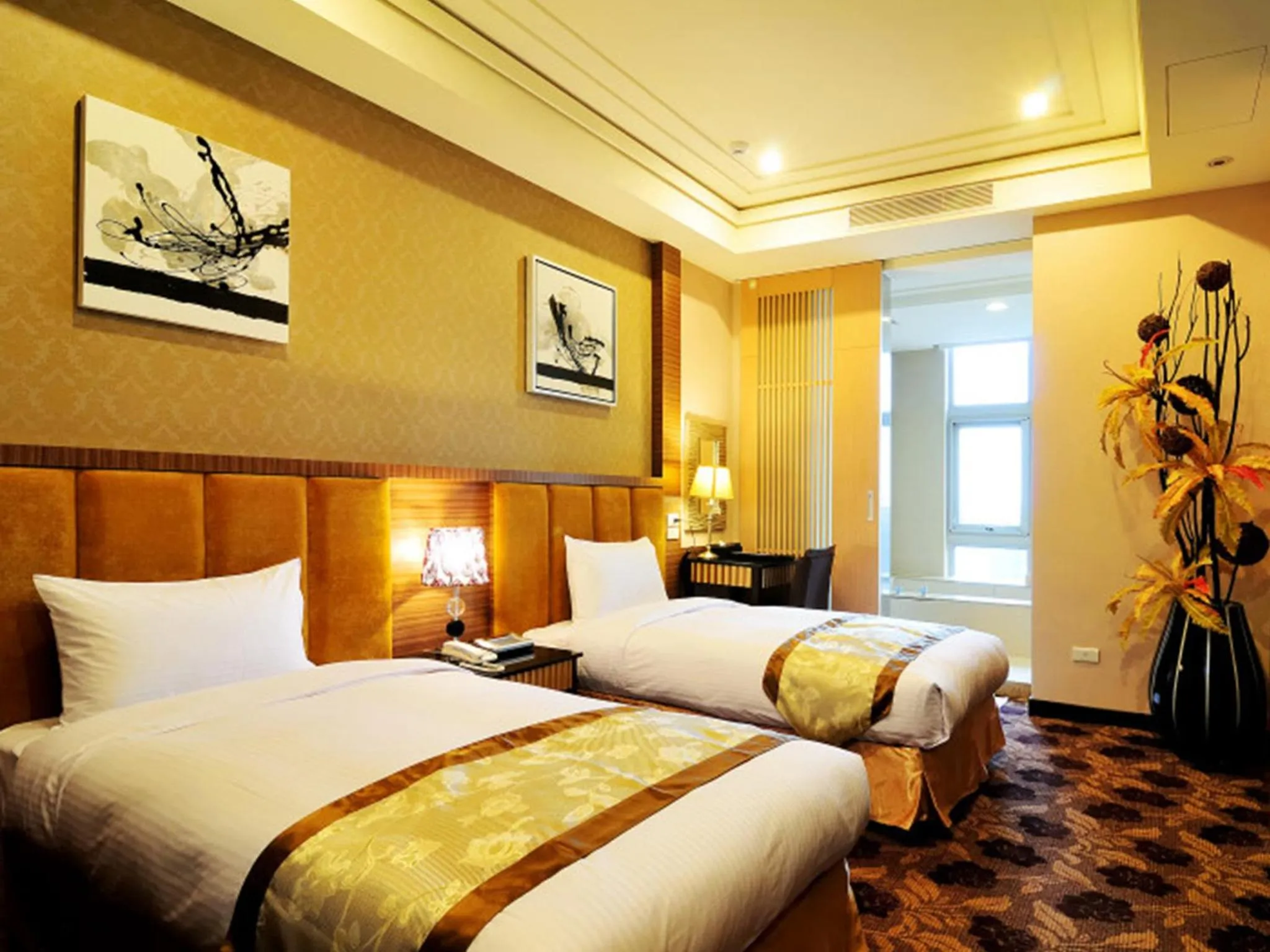 Standard Twin Room in JinShan Sakura Bay Hot Spring Hotel