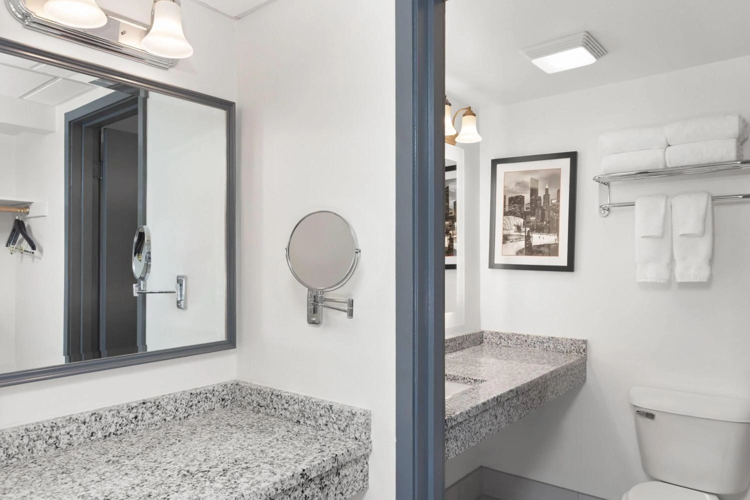 One-Bedroom King Suite - Non-Smoking in Ramada by Wyndham Milwaukee