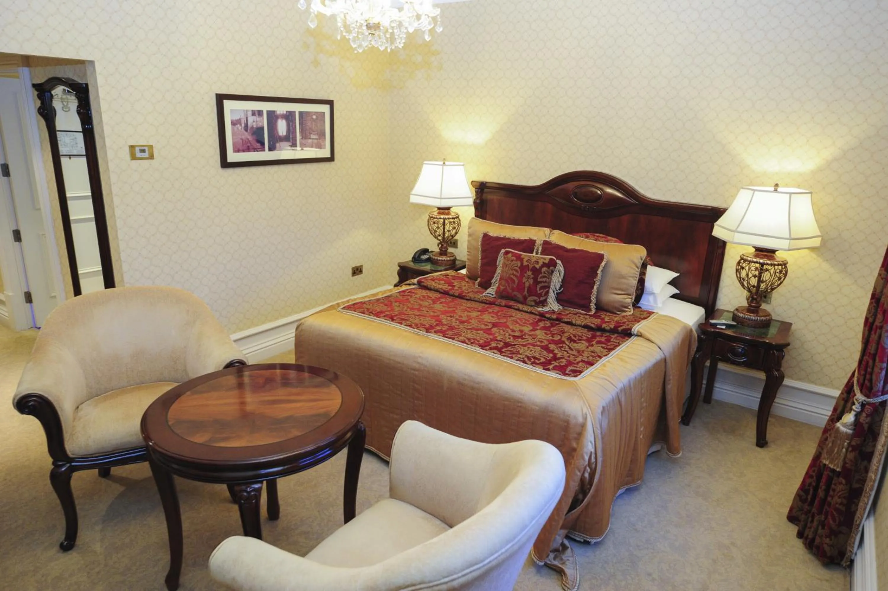 Classic King Room in Kilronan Castle Hotel & Spa