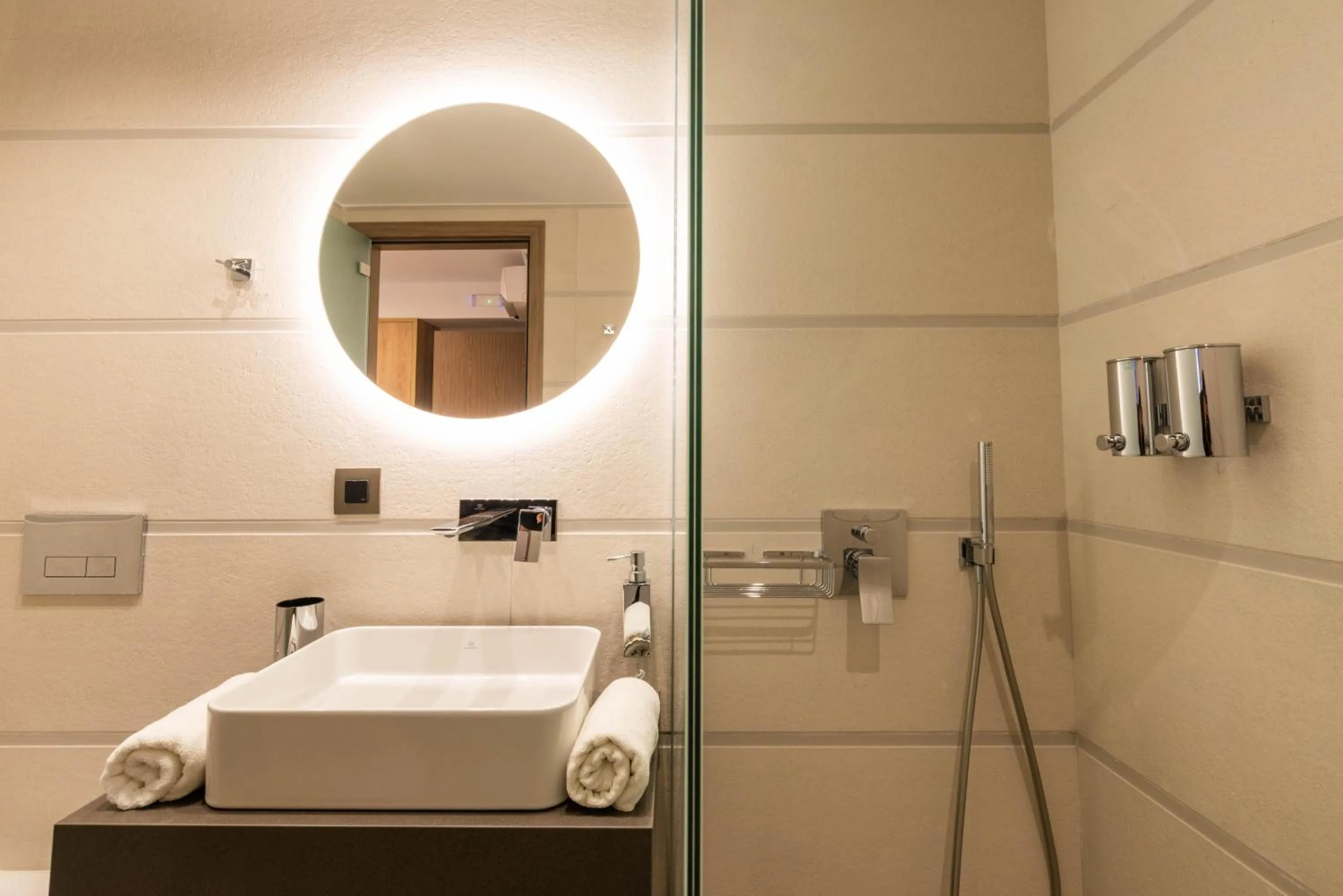 Deluxe Double Studio in Summer Dream