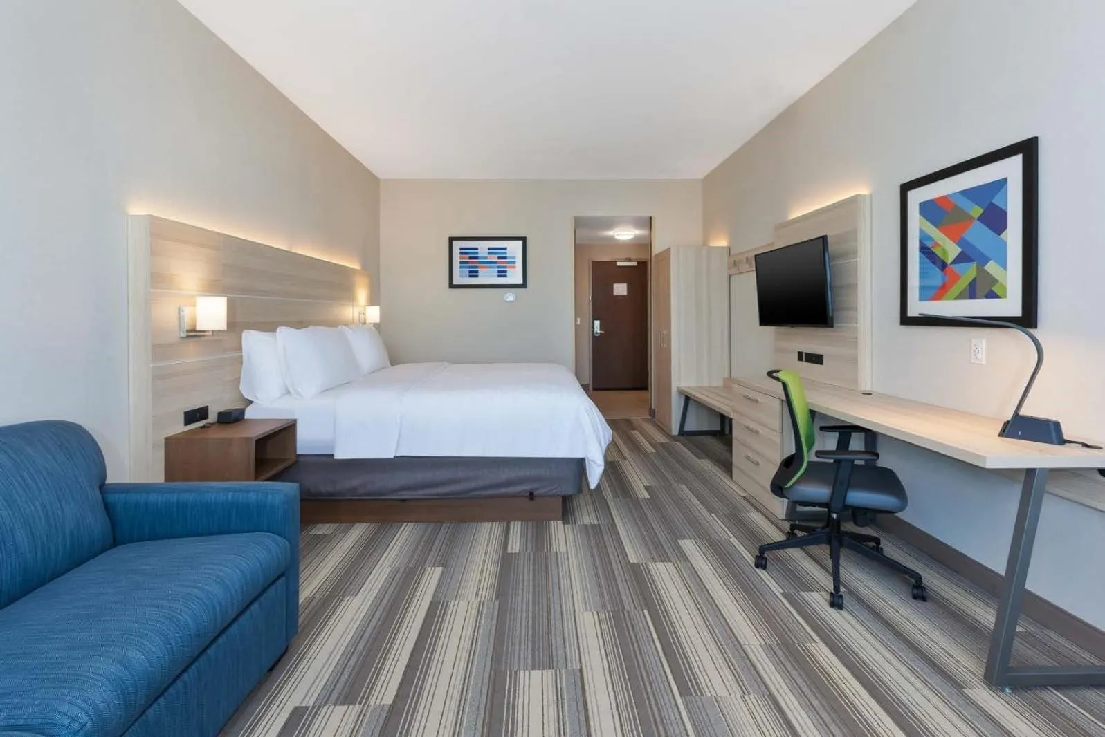 King Room - Mobility Access/Hearing Accessible in Holiday Inn Express & Suites - Grand Rapids Airport - South by IHG