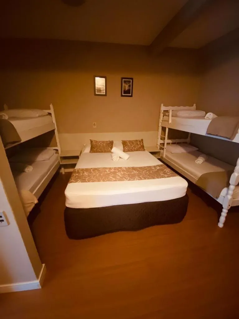 Standard Family Room in Hotel Lorimar