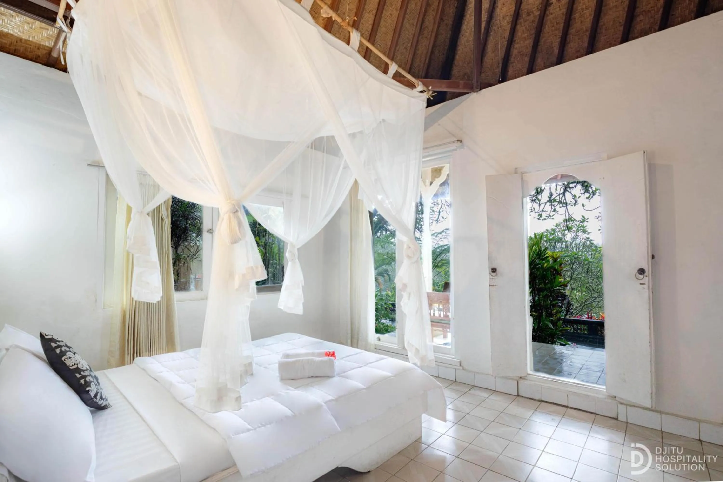 Deluxe Triple Room in Taman Indrakila