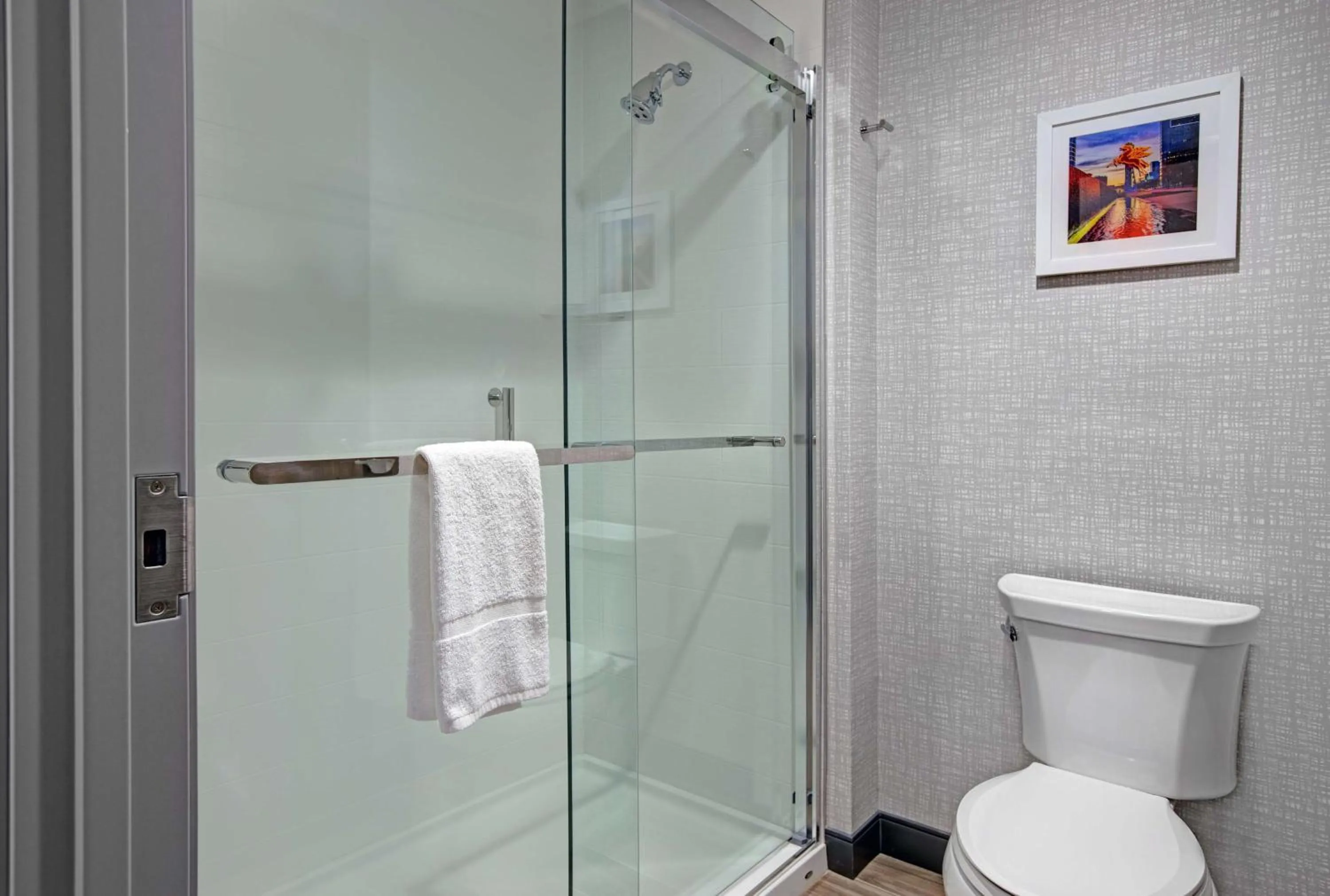 King Room - Hearing Access/Non-Smoking in Hampton Inn & Suites Dallas - Farmers Branch