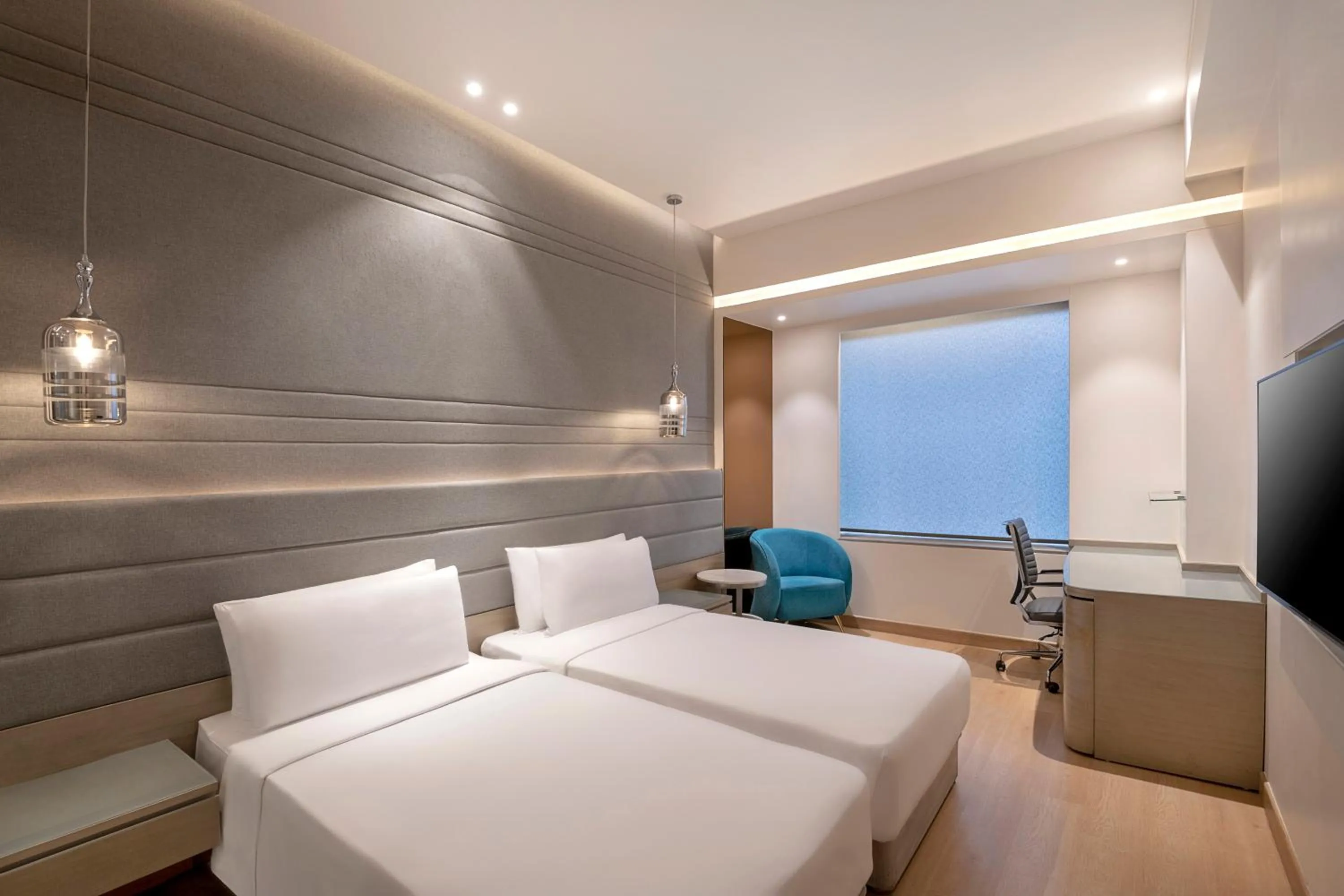 Superior Room in Radisson Blu Towers Kaushambi Delhi NCR