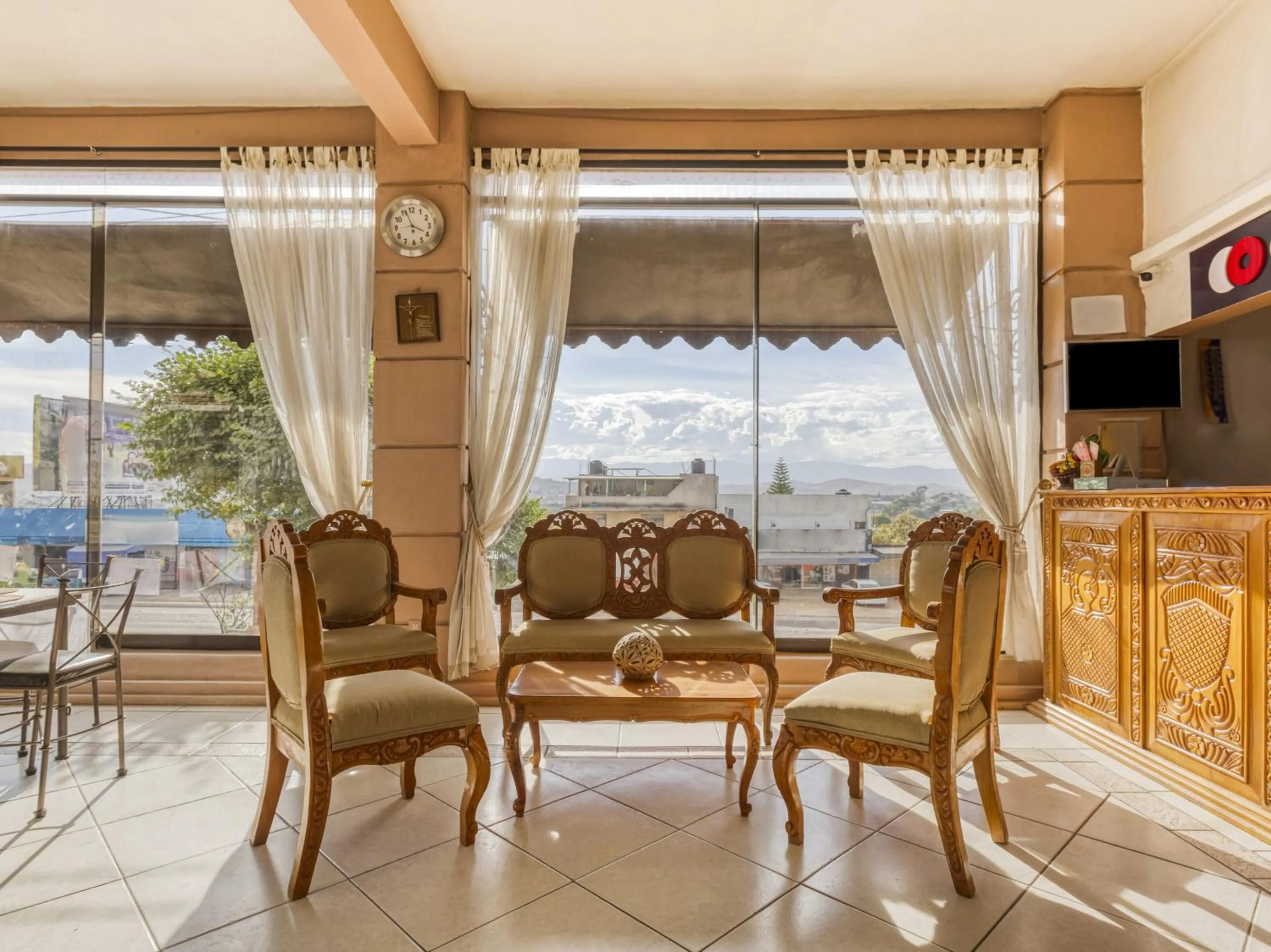 Capital O Colina Dorada