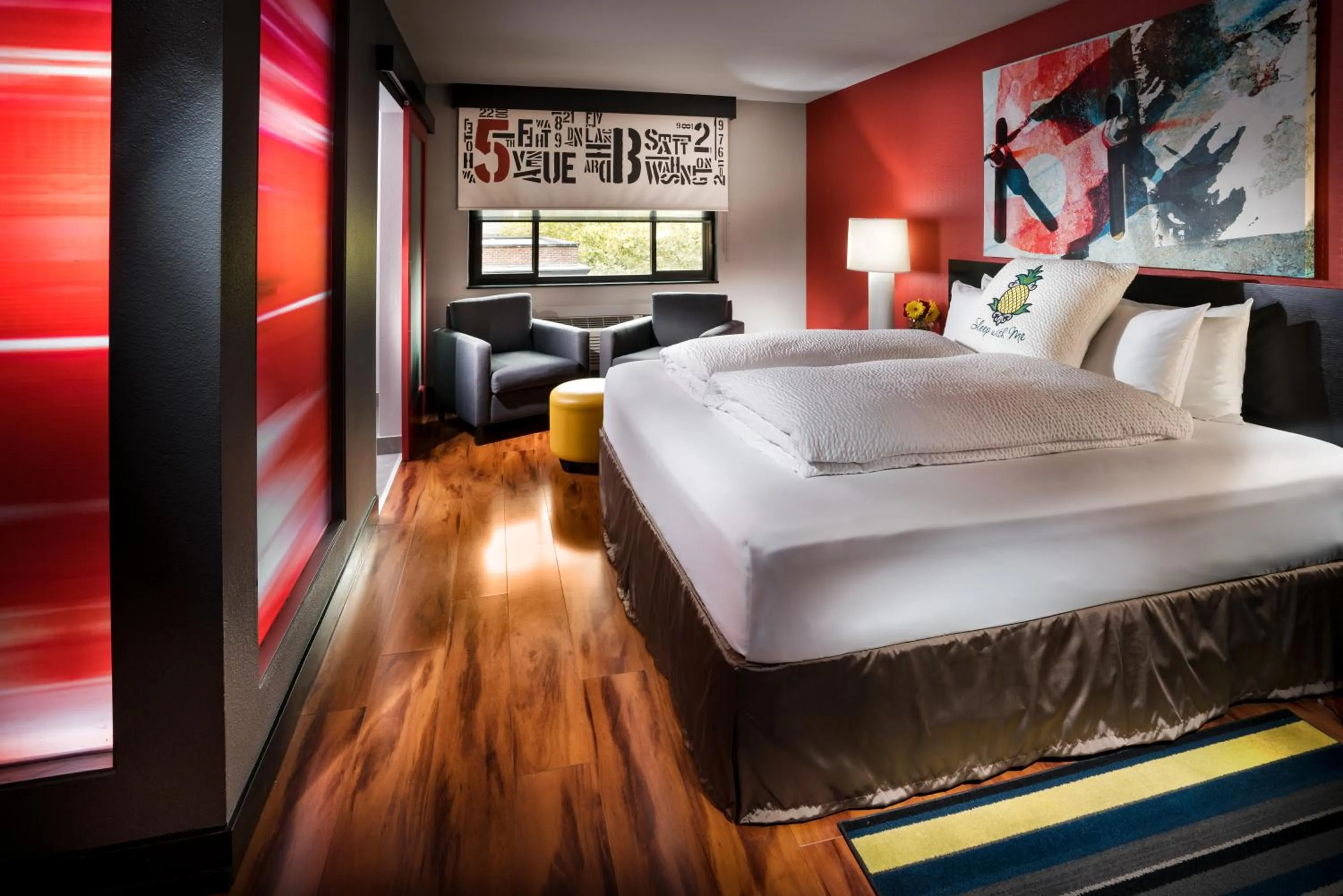 5th Avenue Suite in Staypineapple, Hotel FIVE, Downtown Seattle