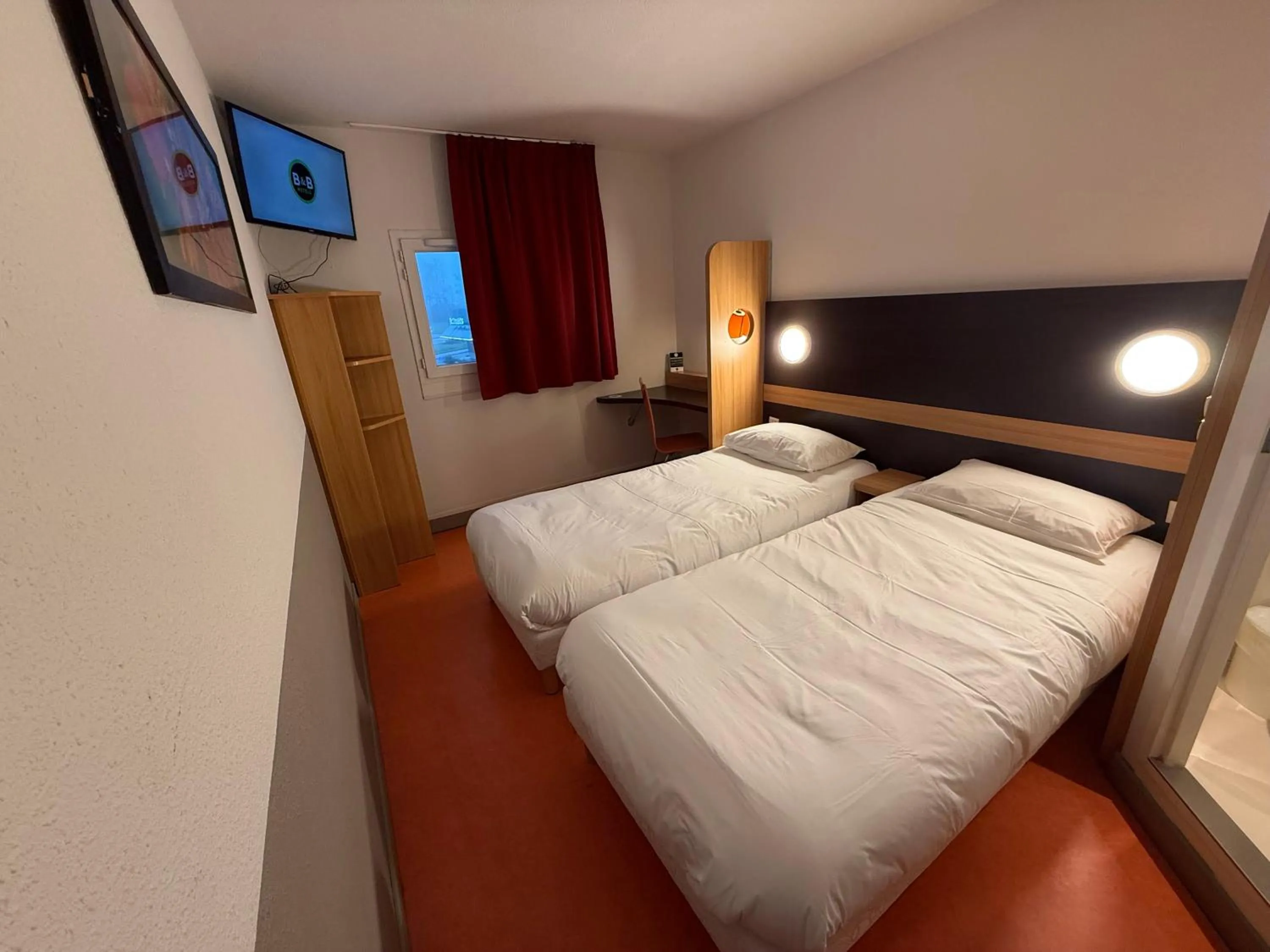 Twin Room in Premiere Classe Lisieux