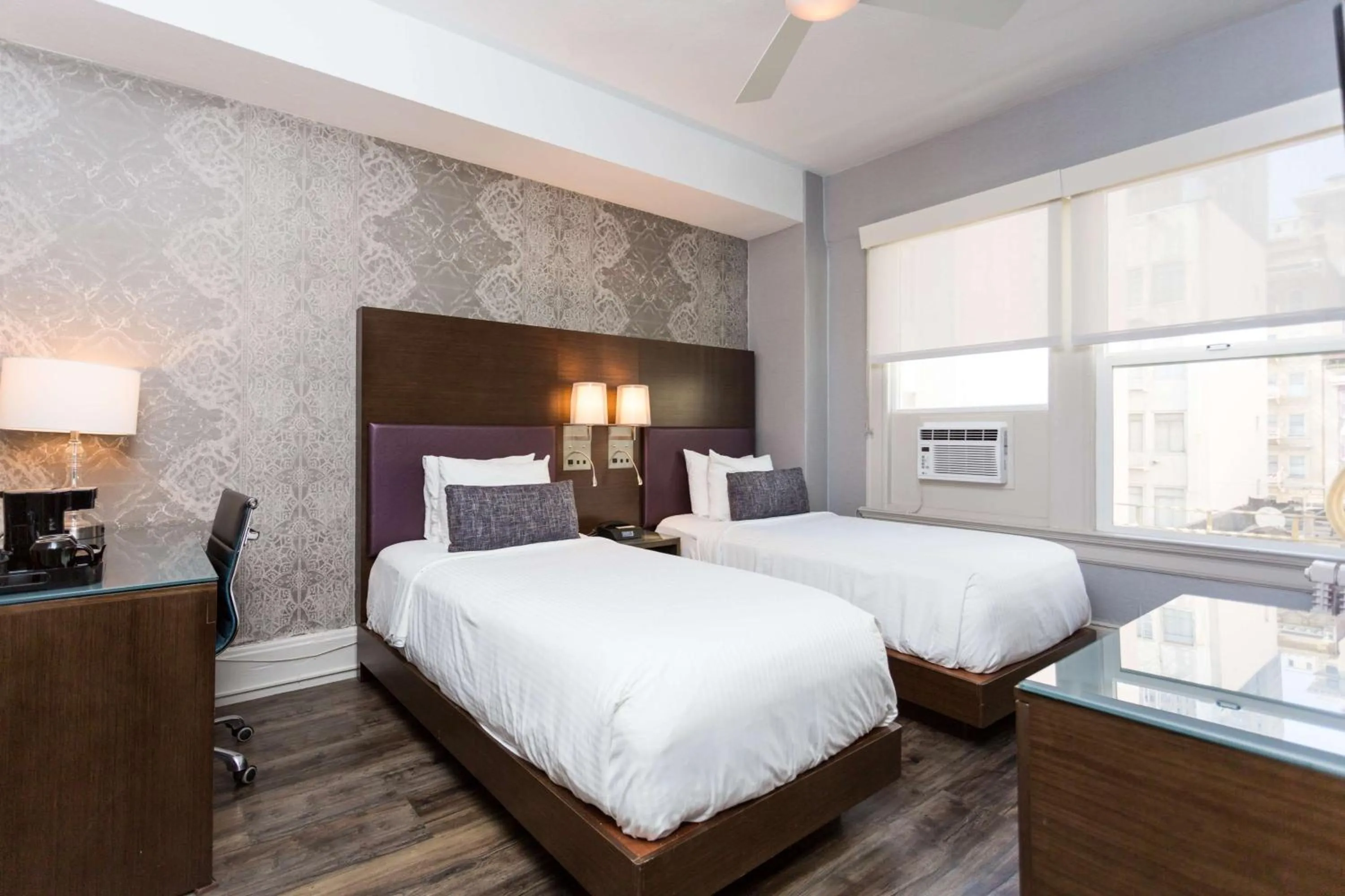 Double Room with Two Single Beds - Non-Smoking in Cartwright Hotel Union Square - BW Premier Collection