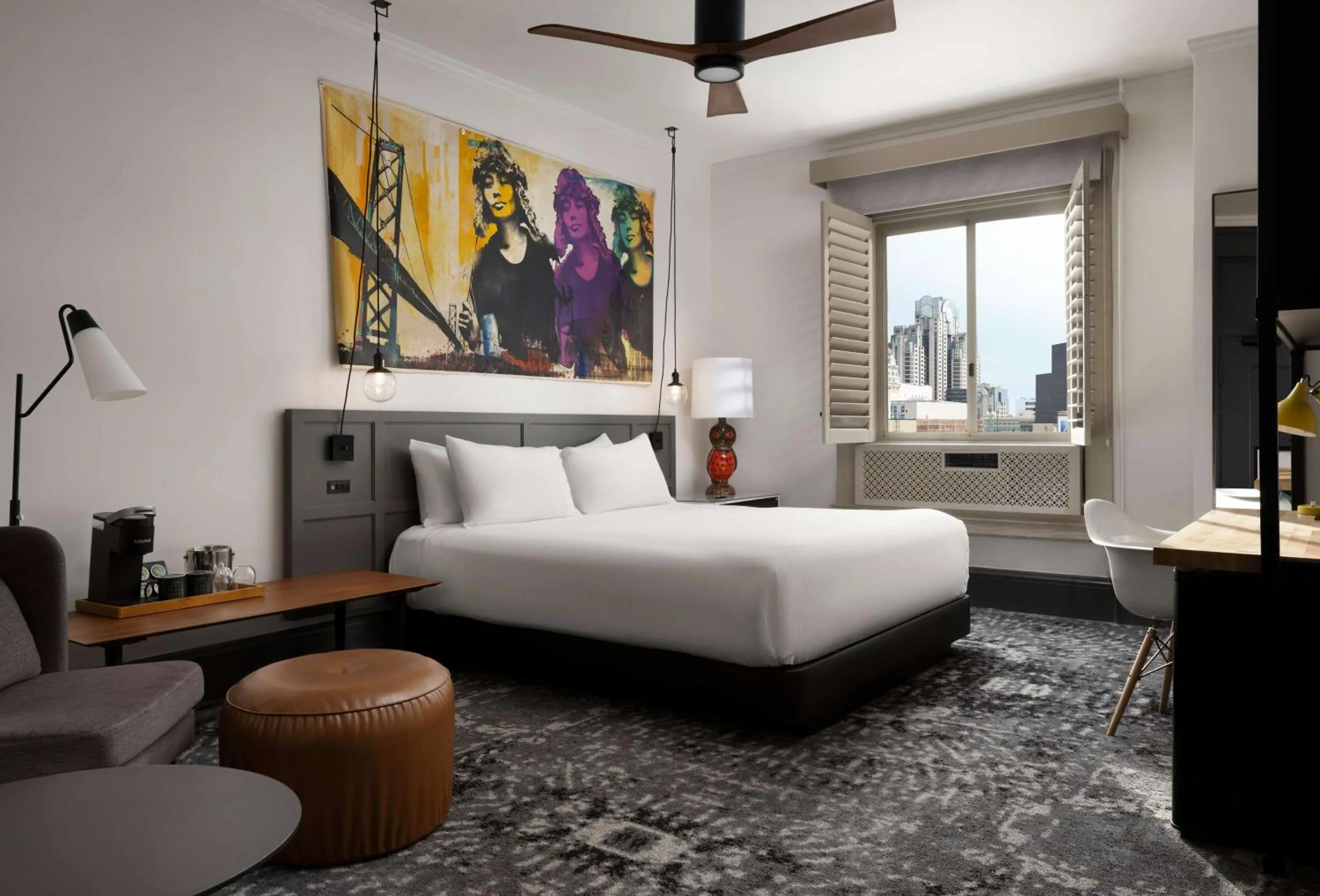 King Room with Bath Tub - Mobility and Hearing Access/Non-Smoking in The Barnes San Francisco, Tapestry Collection by Hilton