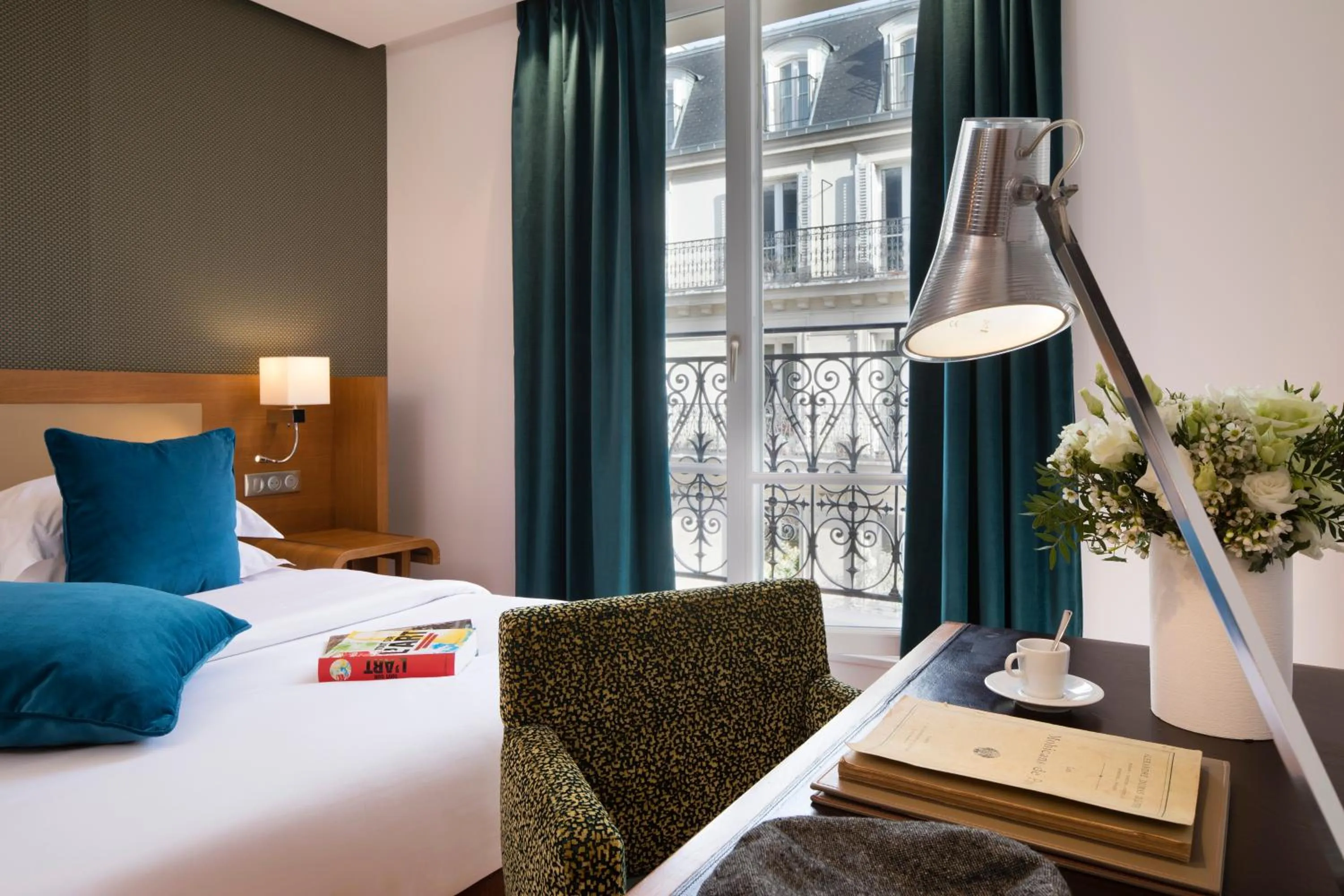 Superior Double Room in Hotel Le Six