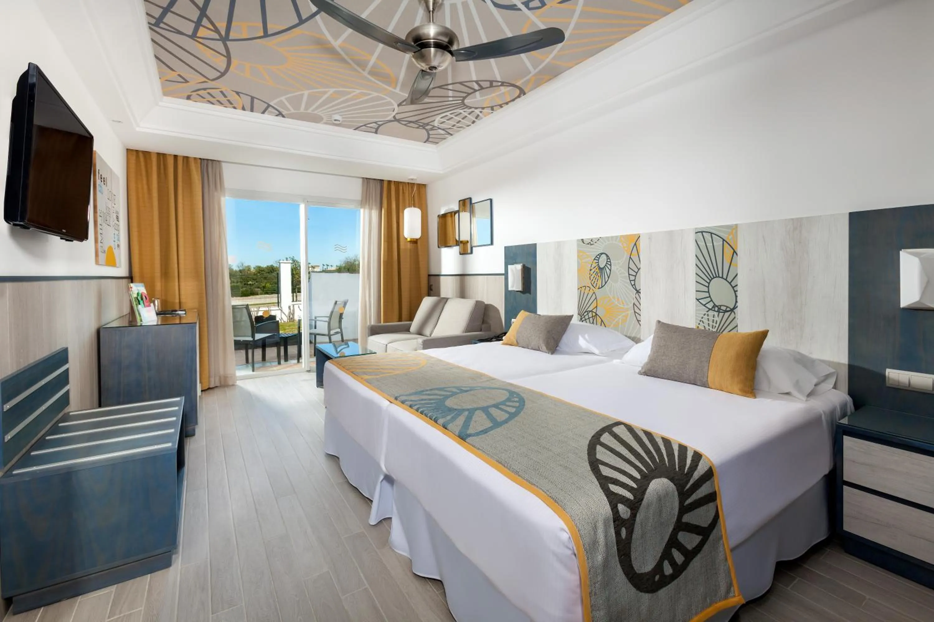 Double Room with Balcony - single occupancy in Hotel Riu Chiclana - All Inclusive
