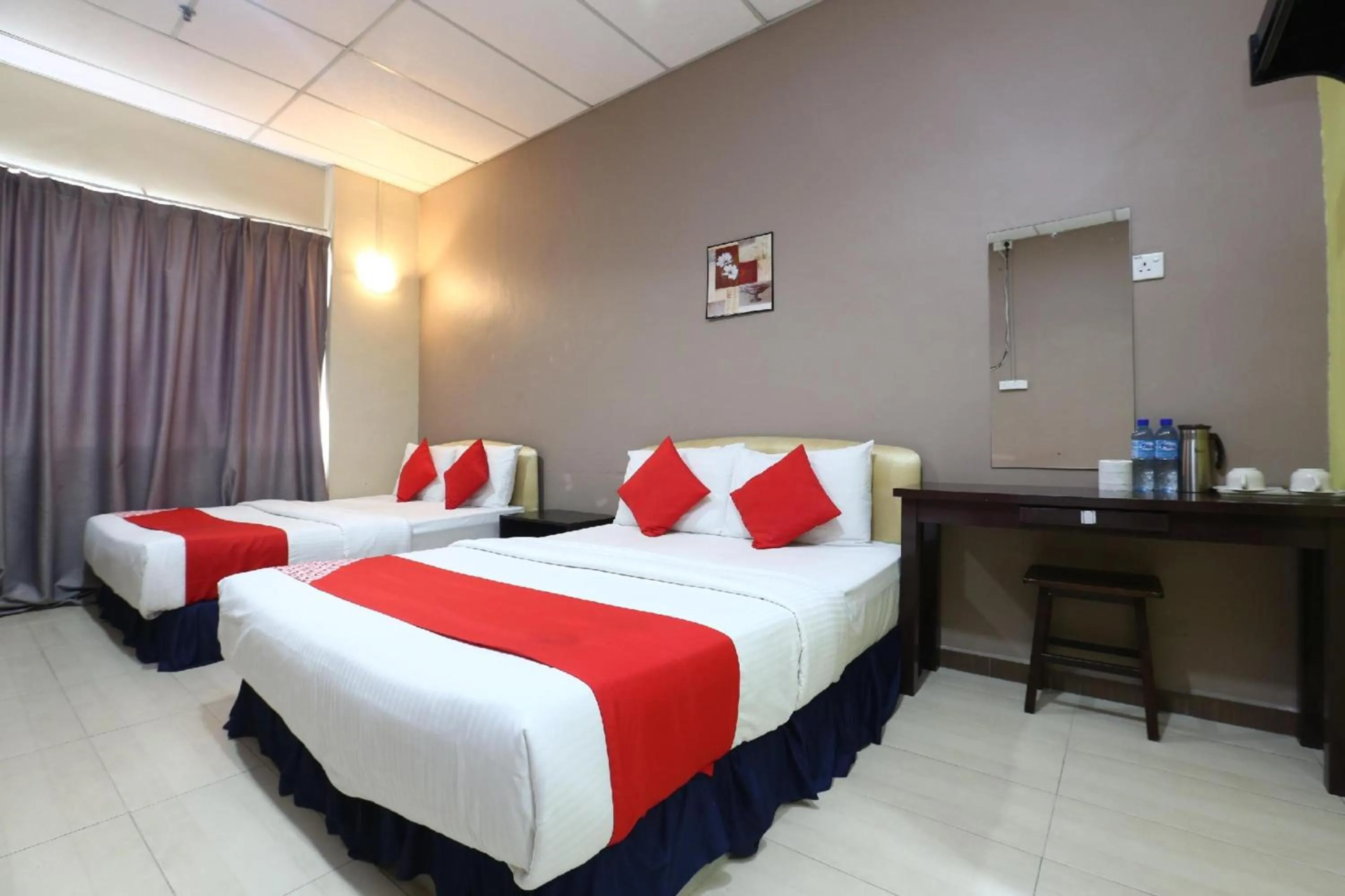 Executive Suite Family in Hotel O Destiny Riverside Hotel