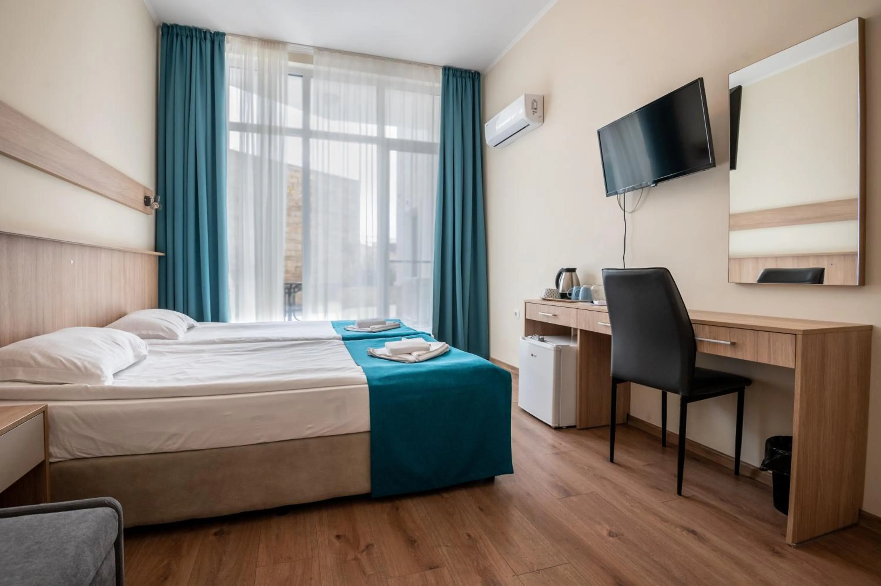 Double or Twin Room in Hotel Samara with Relax area