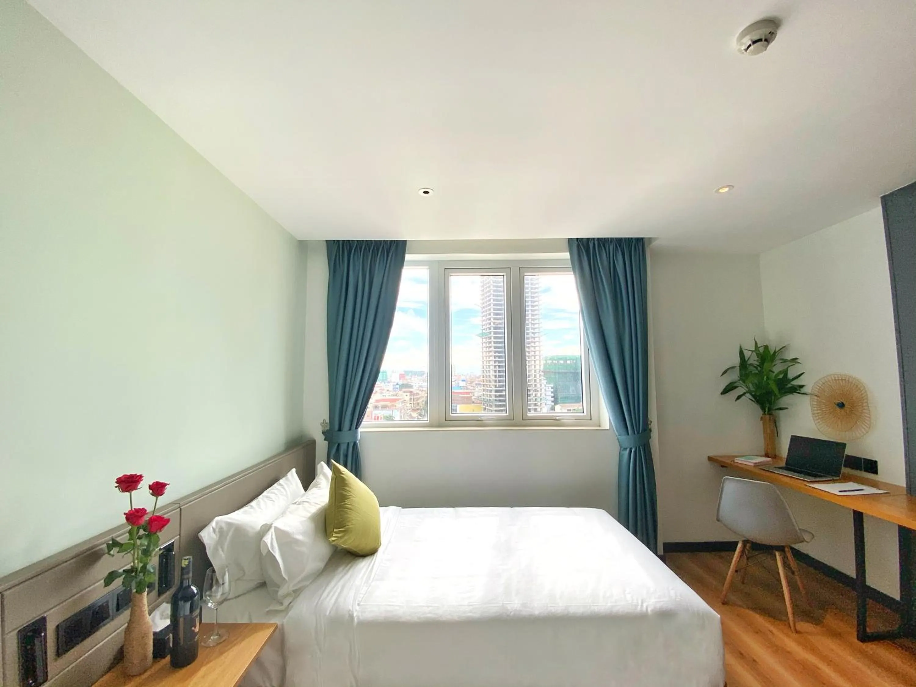 Double Room with Balcony in Yunfan Hotel