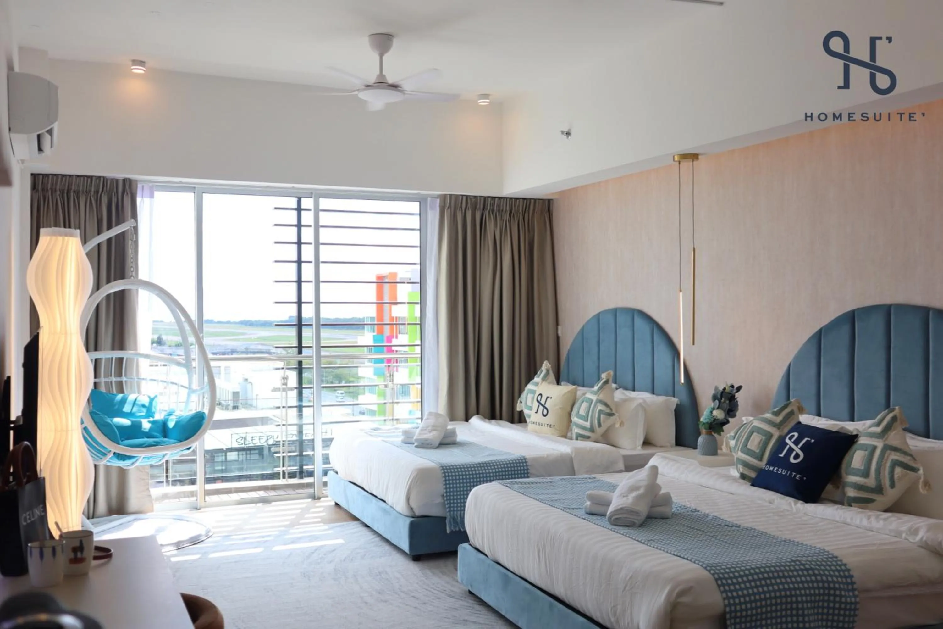 Superior Family Room in Homesuite' Home at Aeropod SOVO