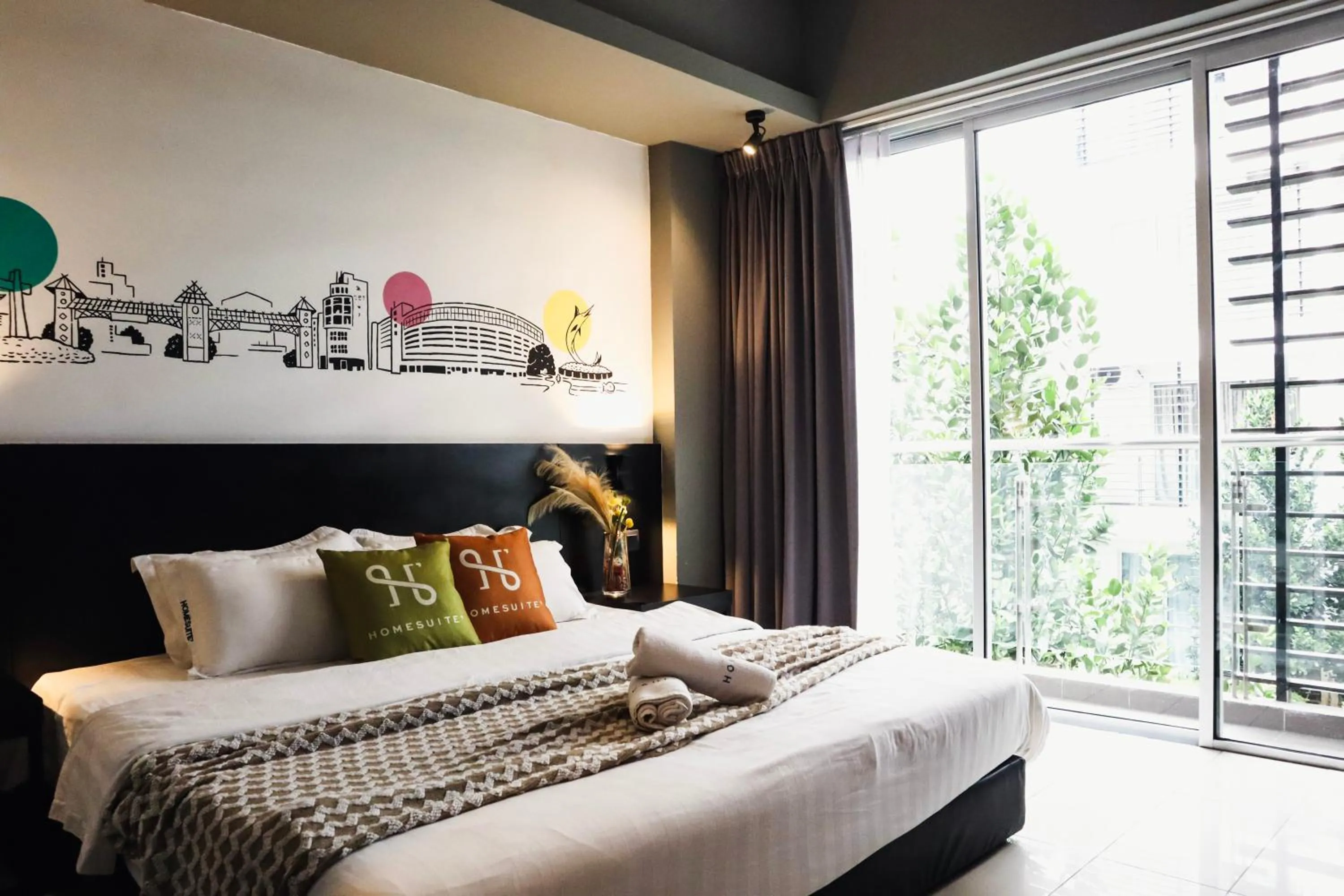 Double or Twin Room with Balcony in Homesuite' Home at Aeropod SOVO