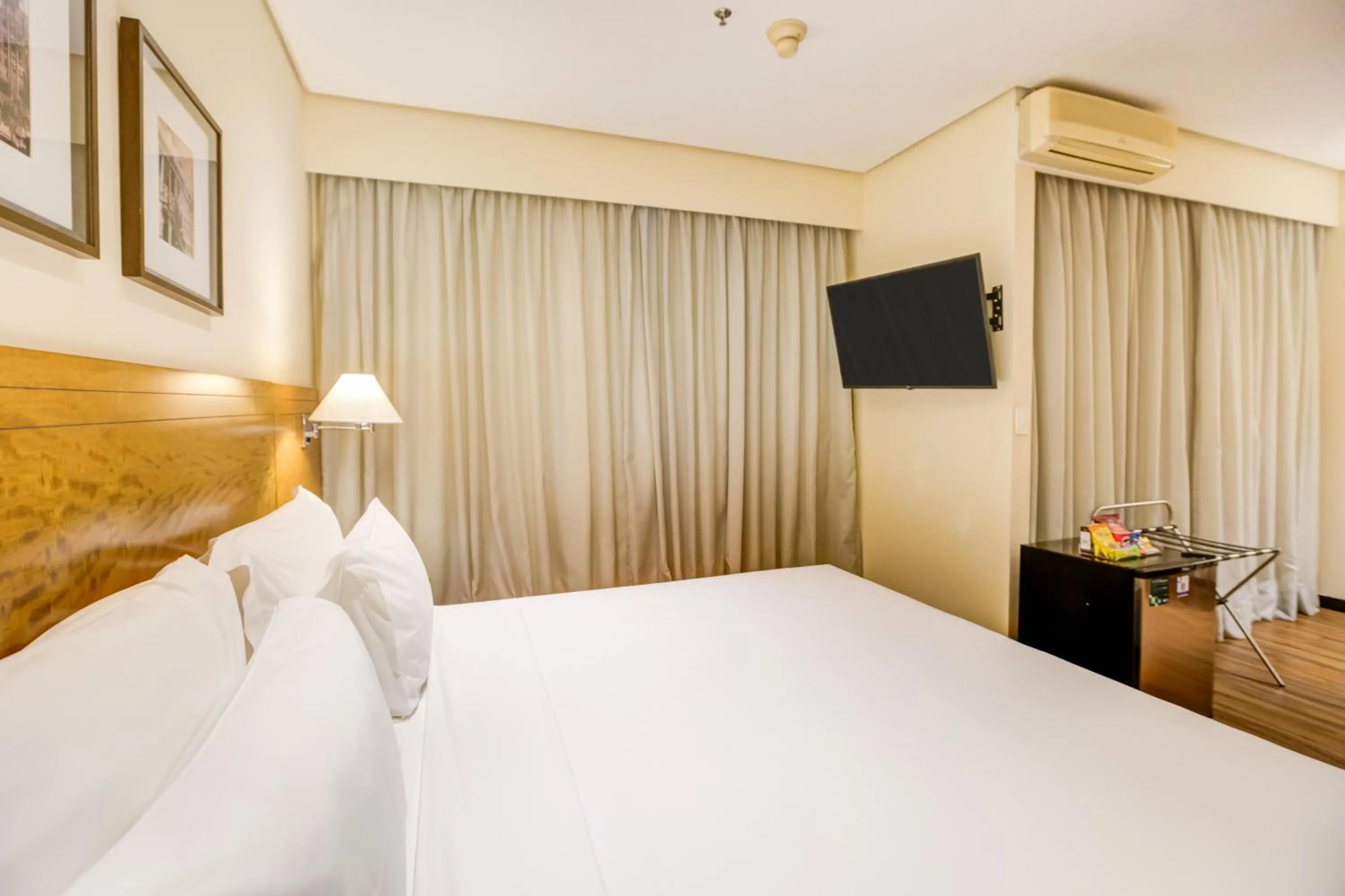 Standard  Double Room in Transamerica Executive Paulista