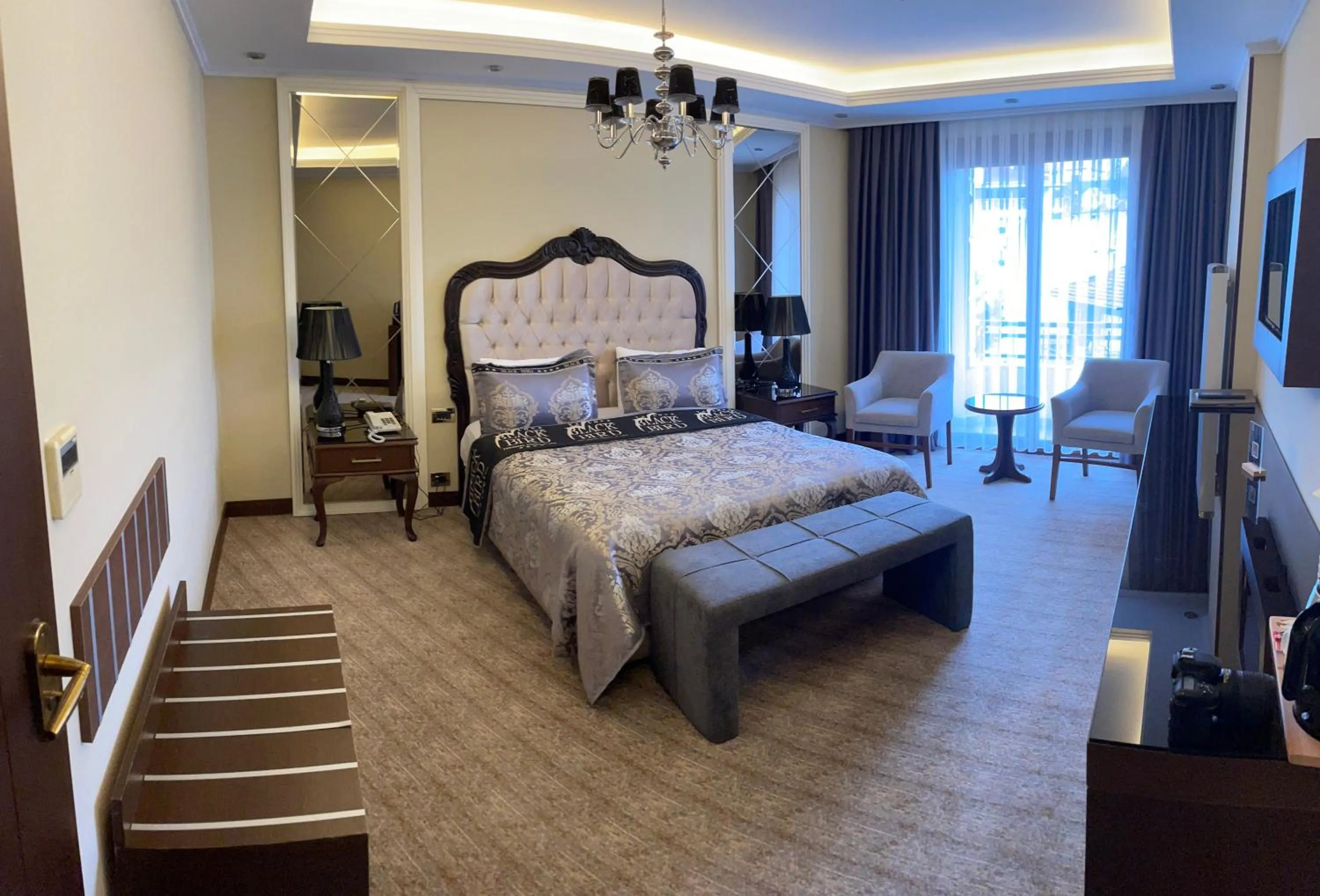 Queen Suite in Black Bird Thermal Hotel & SPA