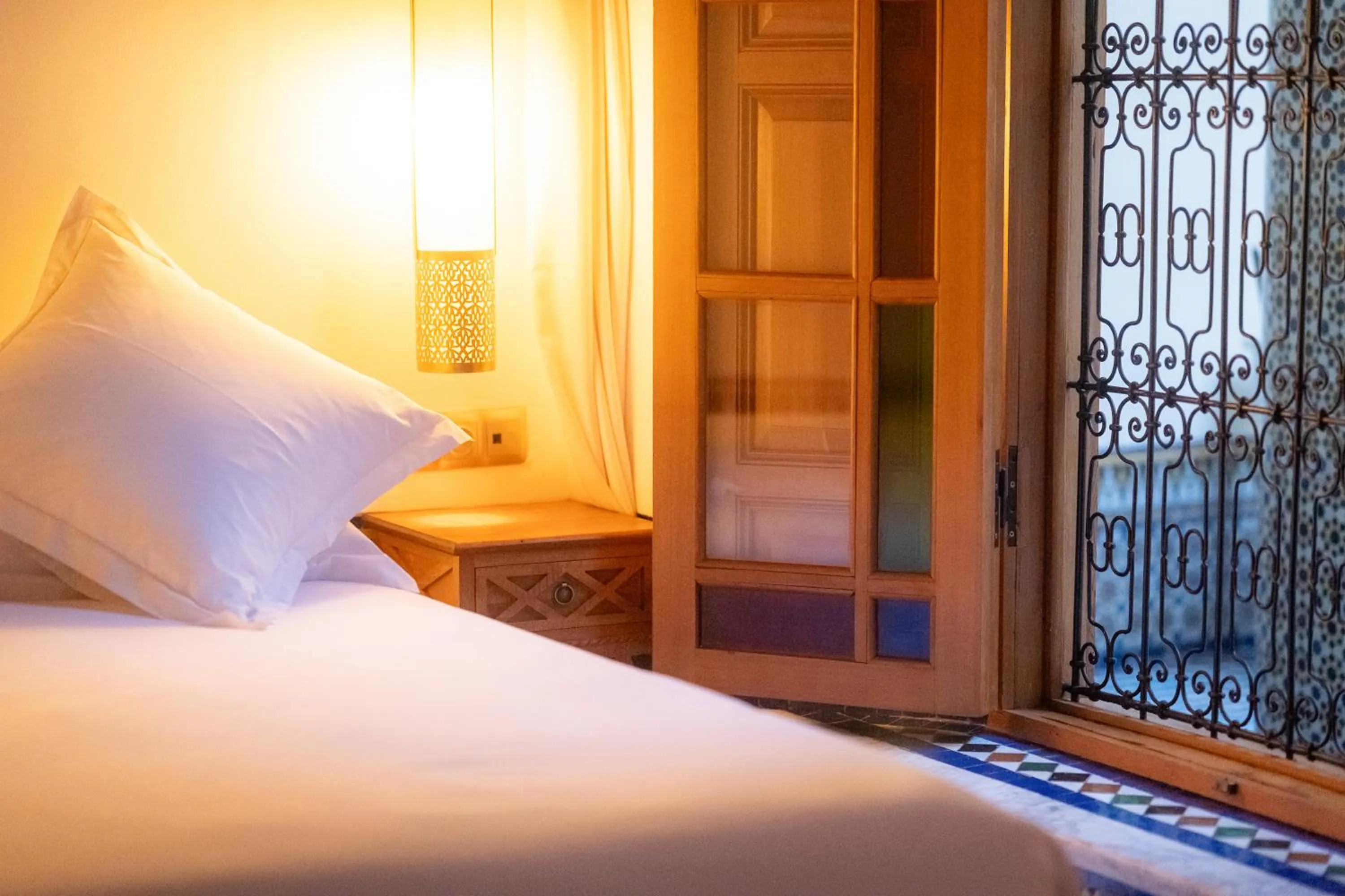 Large Double or Twin Room - single occupancy in Riad Al Ansari