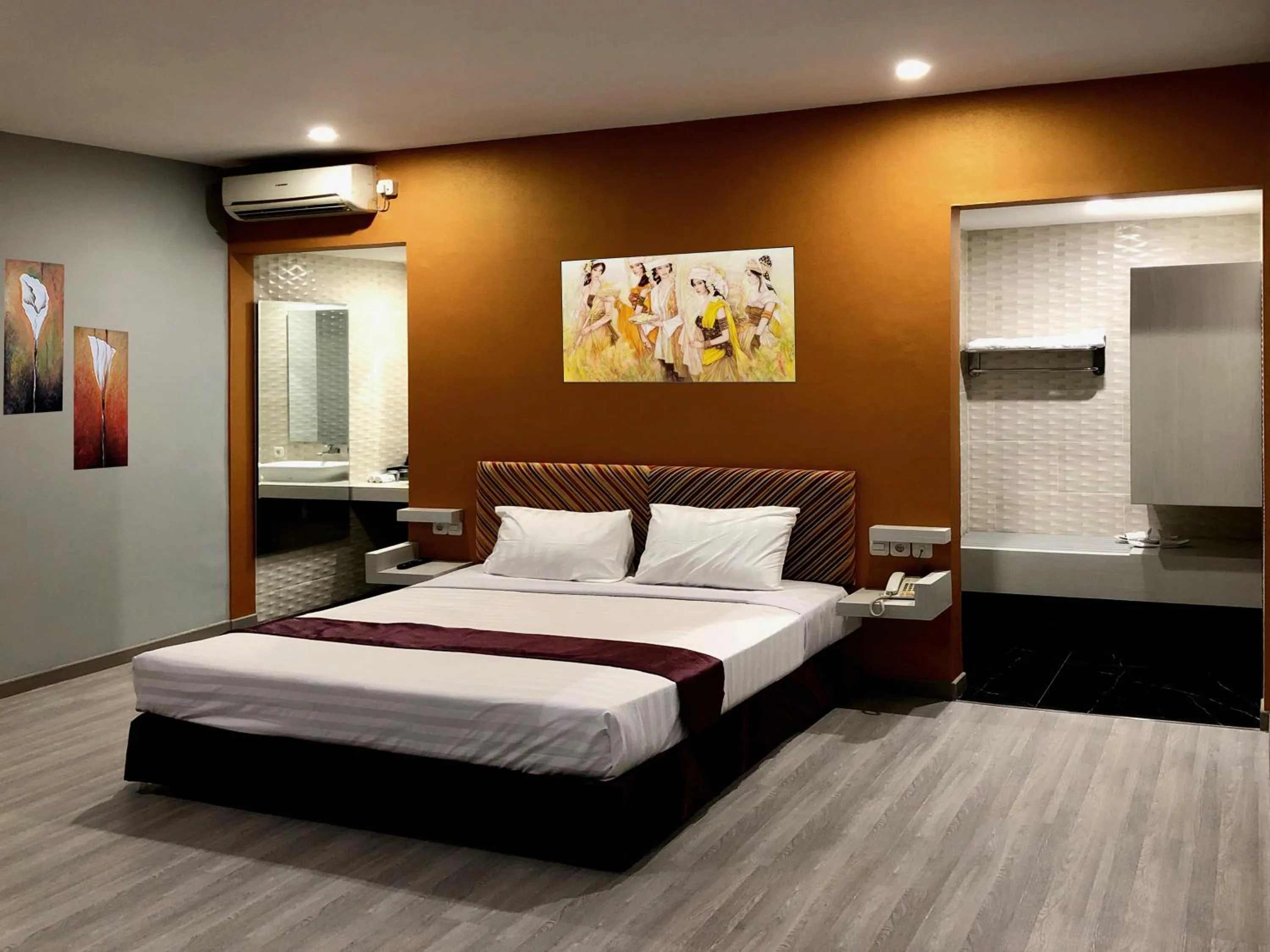Superior King Room in Hotel Sinar 1