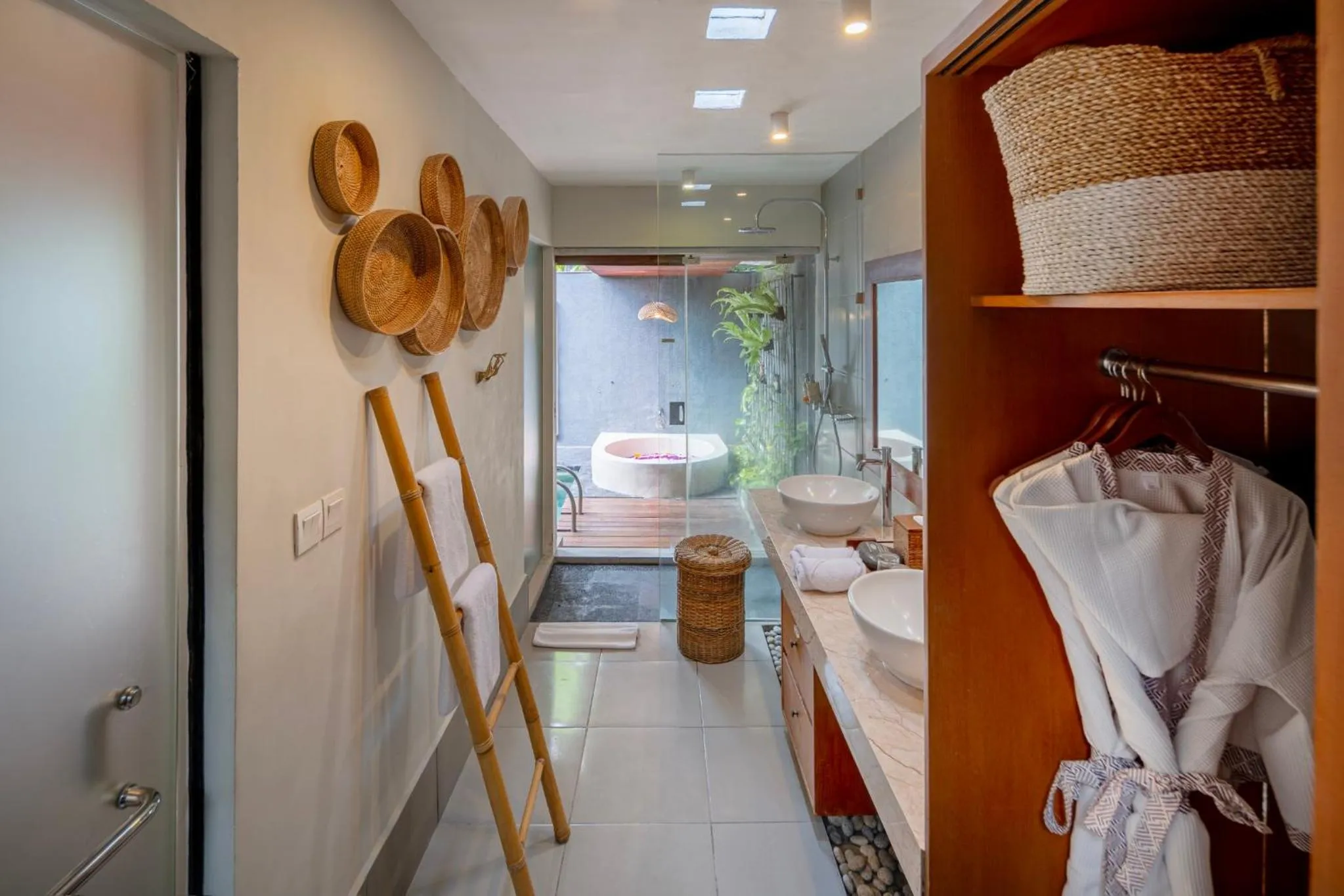 Deluxe Villa in Seminyak Sanctuary Villa by Ini Vie Hospitality