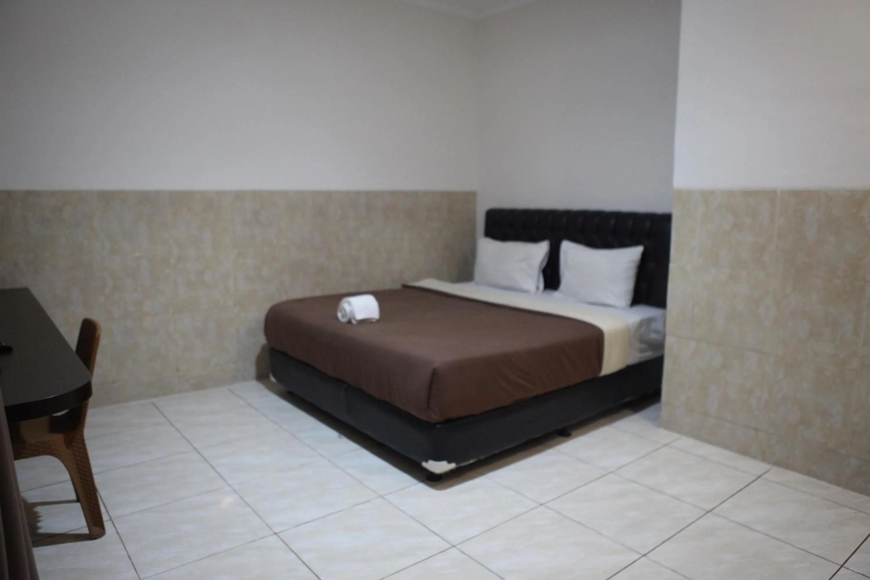 Standard King Room in Rahayu Hotel Cirebon