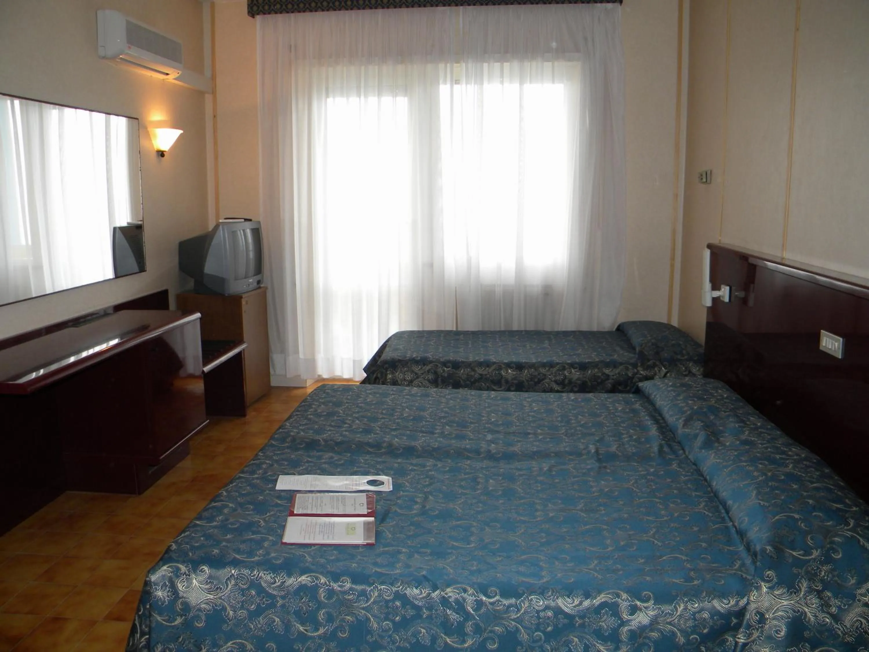 Triple Room in Grand Hotel Dei Cesari Dependance